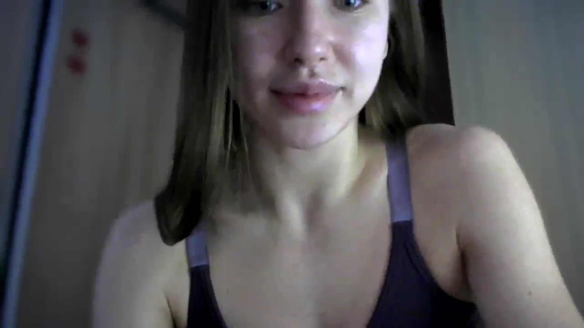 Gallery image thumbnail from bemyfriends's myfreecams stream on, 04/10/2025, 23:09 image 19 of 20