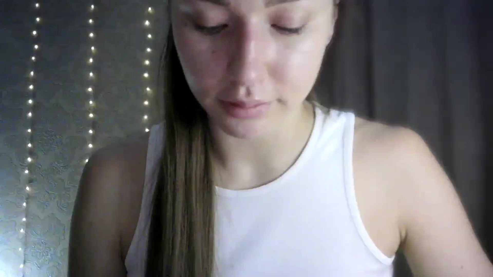 Gallery image thumbnail from bemyfriends's myfreecams stream on, 08/21/2025, 23:06 image 19 of 20