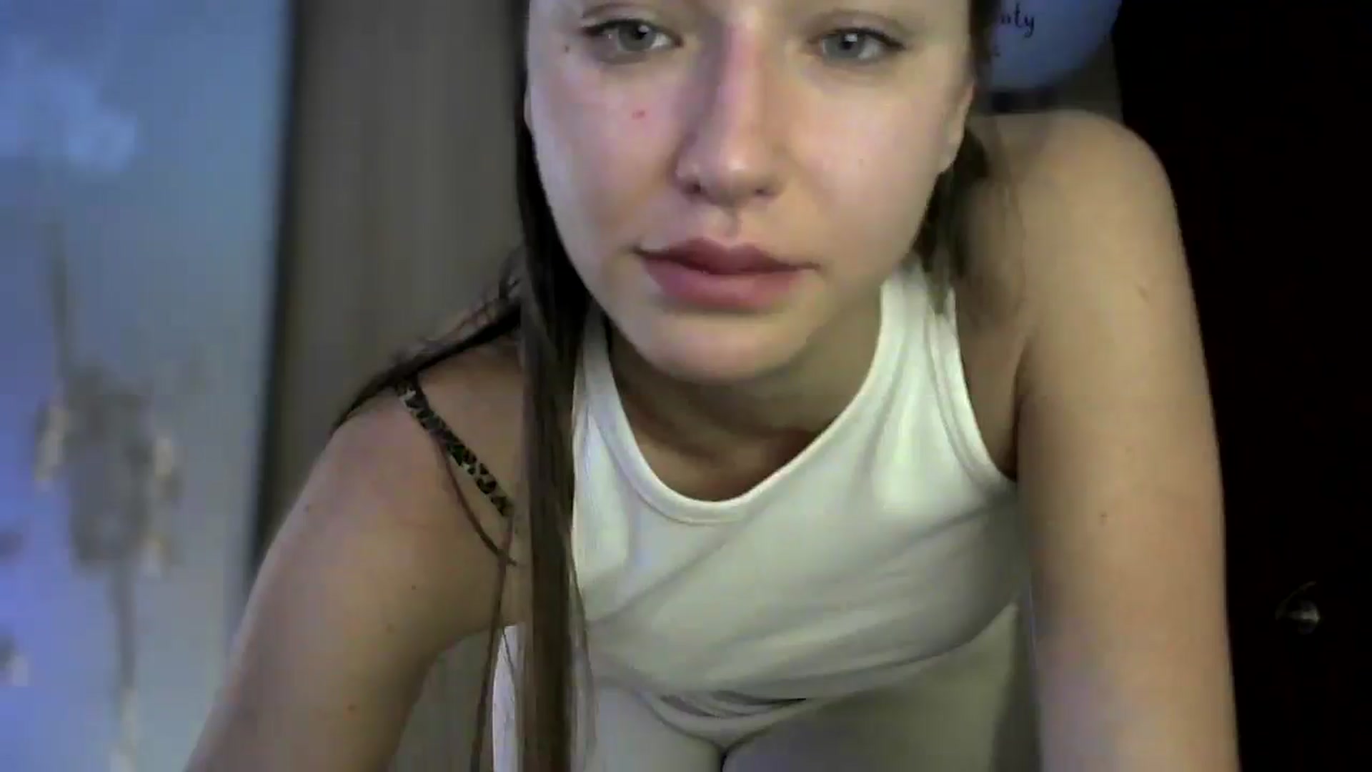 Gallery image thumbnail from bemyfriends's myfreecams stream on, 08/29/2025, 22:17 image 16 of 20