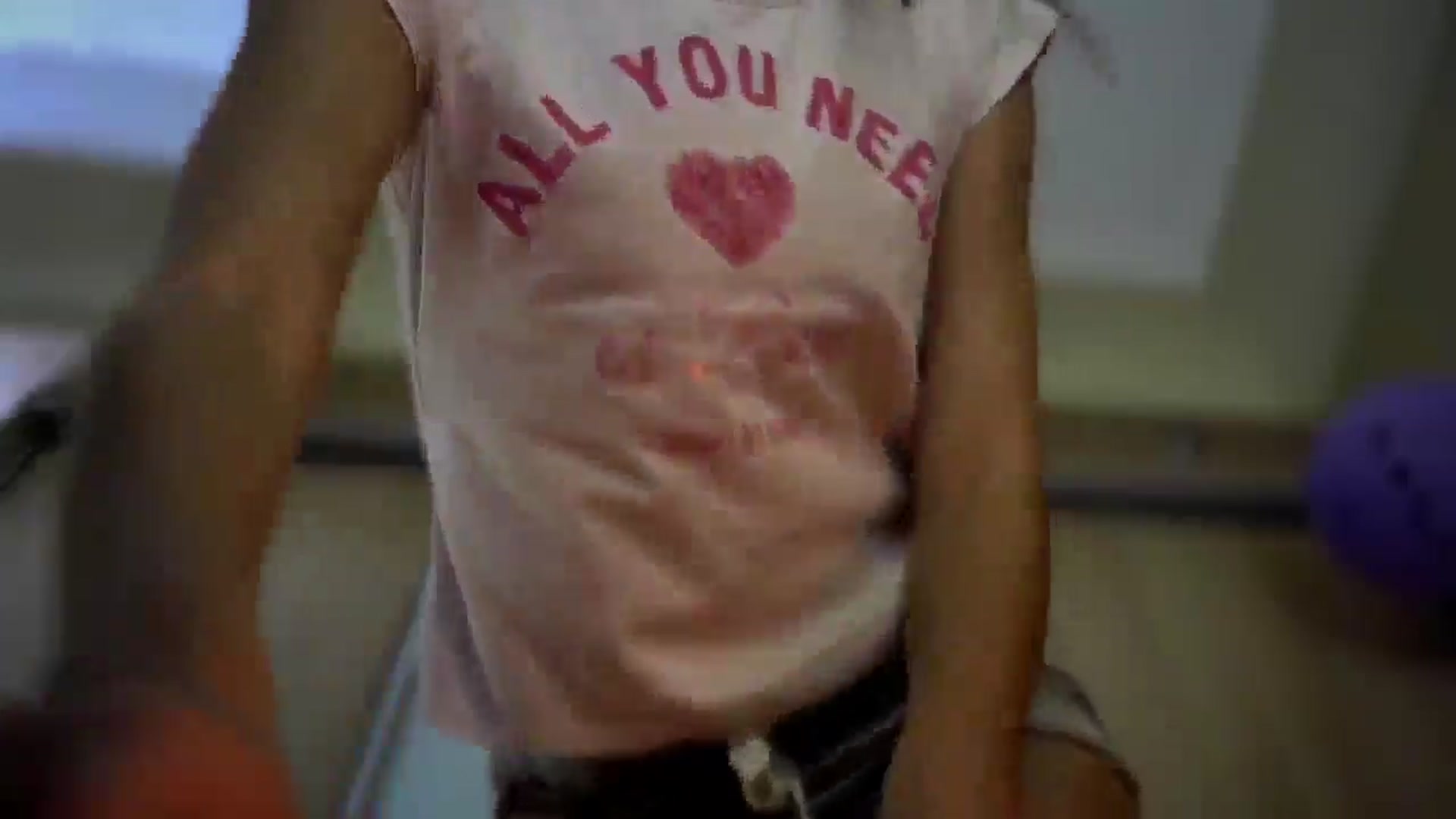 Gallery image thumbnail from bemyfriends's myfreecams stream on, 10/12/2025, 24:05 image 16 of 20