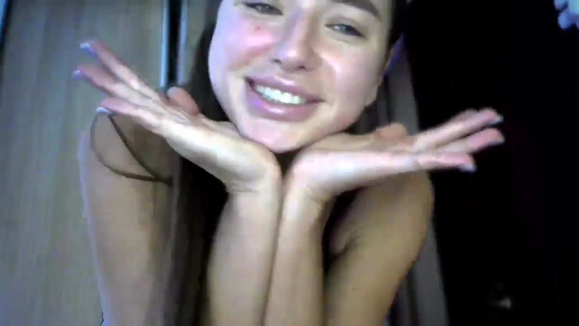 Gallery image thumbnail from bemyfriends's myfreecams stream on, 10/18/2025, 23:58 image 2 of 20