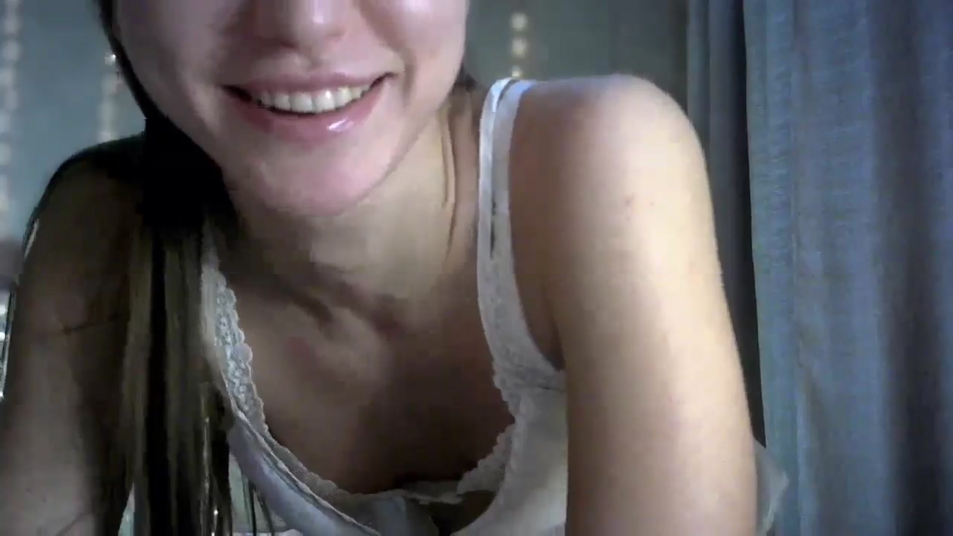 Gallery image thumbnail from bemyfriends's myfreecams stream on, 02/15/2026, 24:08 image 14 of 20