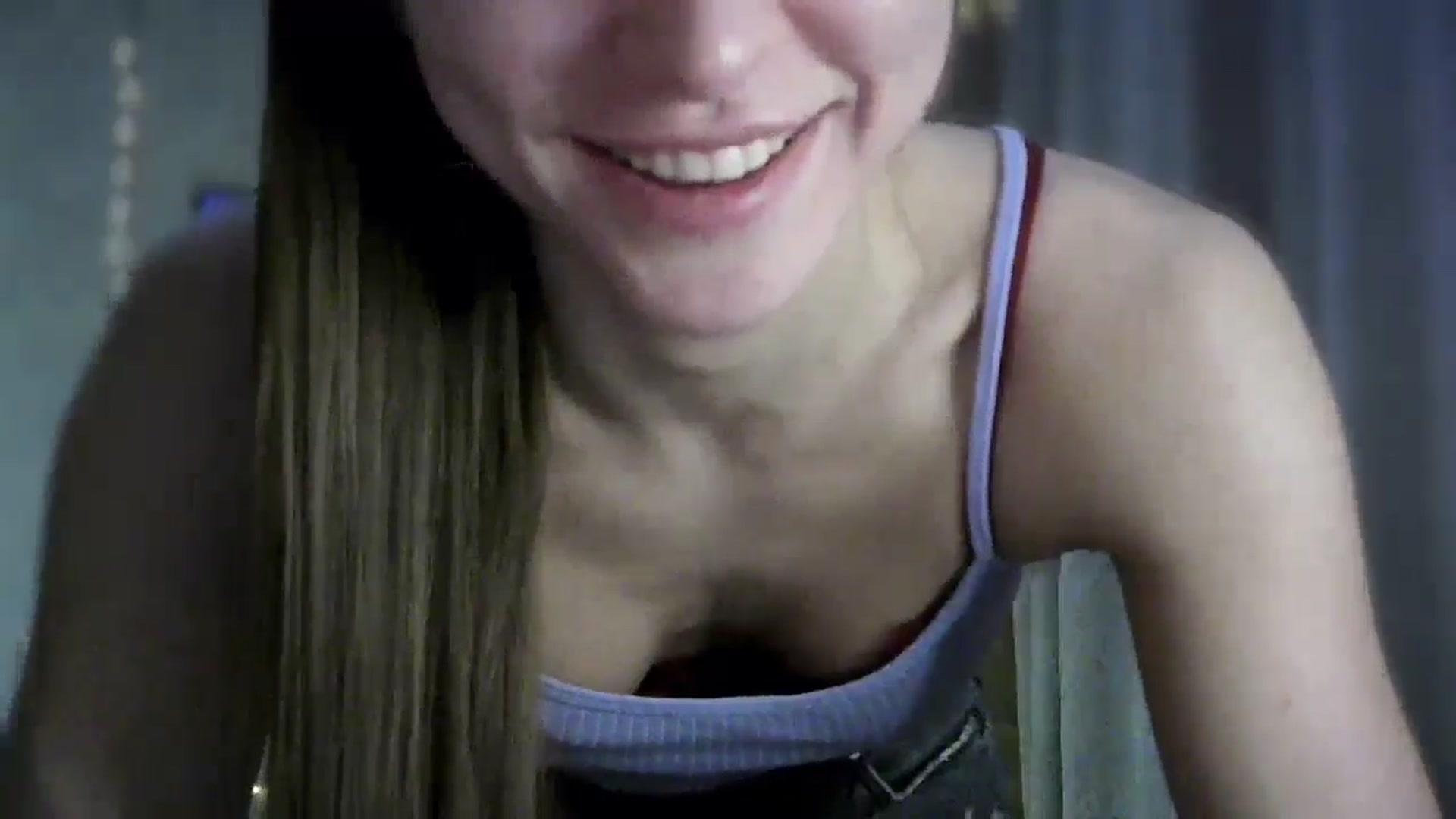 Gallery image thumbnail from bemyfriends's myfreecams stream on, 03/15/2026, 01:02 image 11 of 20