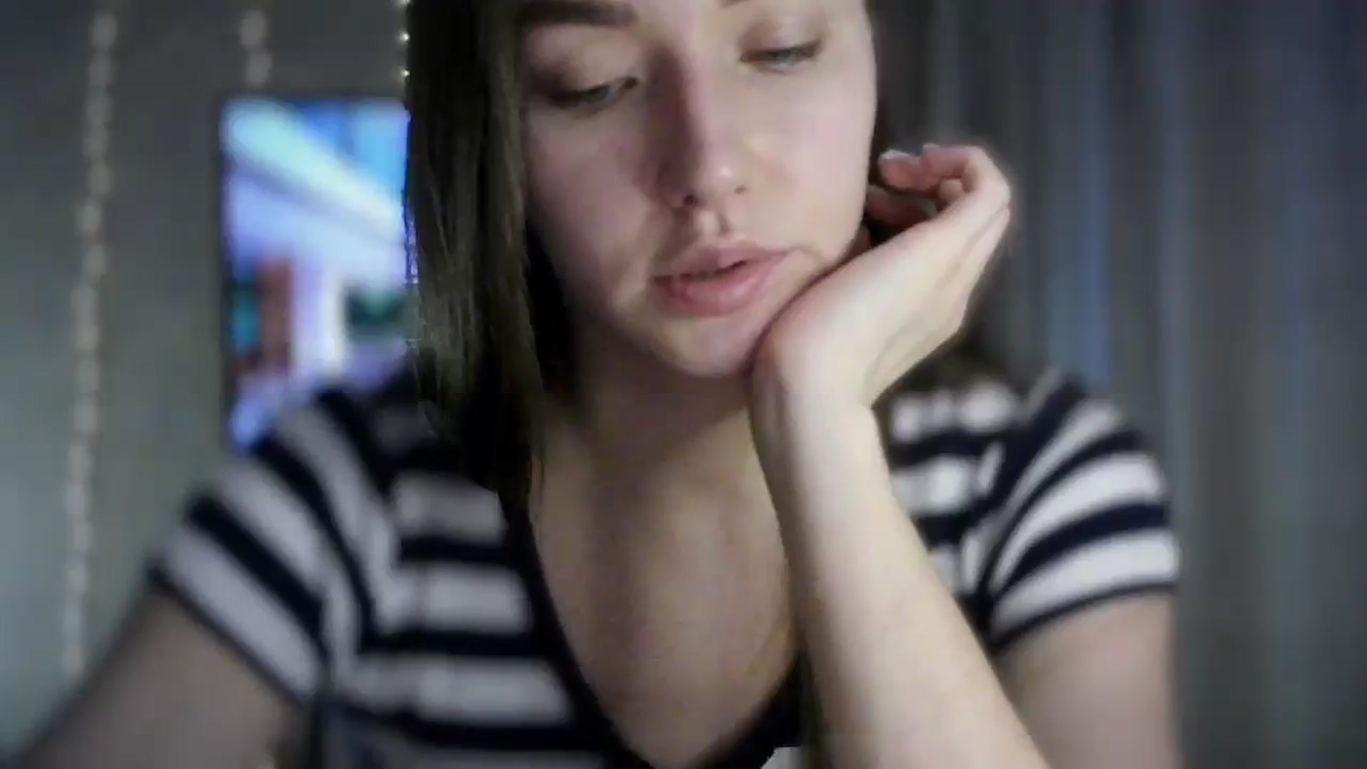 Gallery image thumbnail from bemyfriends's myfreecams stream on, 05/09/2026, 22:17 image 20 of 20