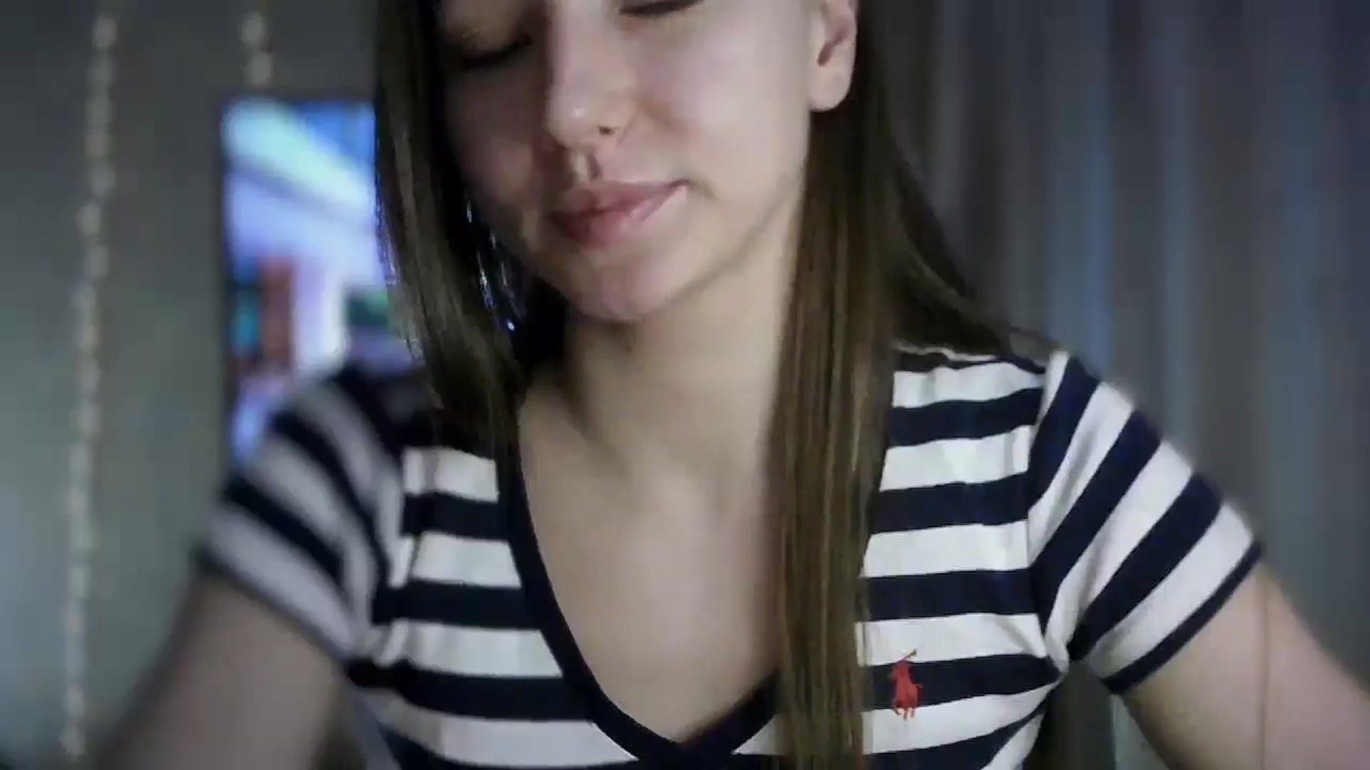 Gallery image thumbnail from bemyfriends's myfreecams stream on, 05/09/2026, 22:17 image 13 of 20