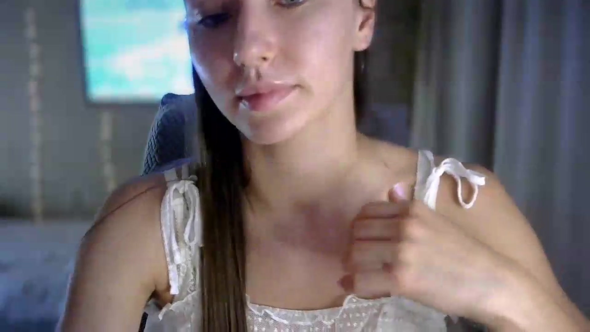 Gallery image thumbnail from bemyfriends's myfreecams stream on, 06/21/2026, 24:31 image 13 of 20