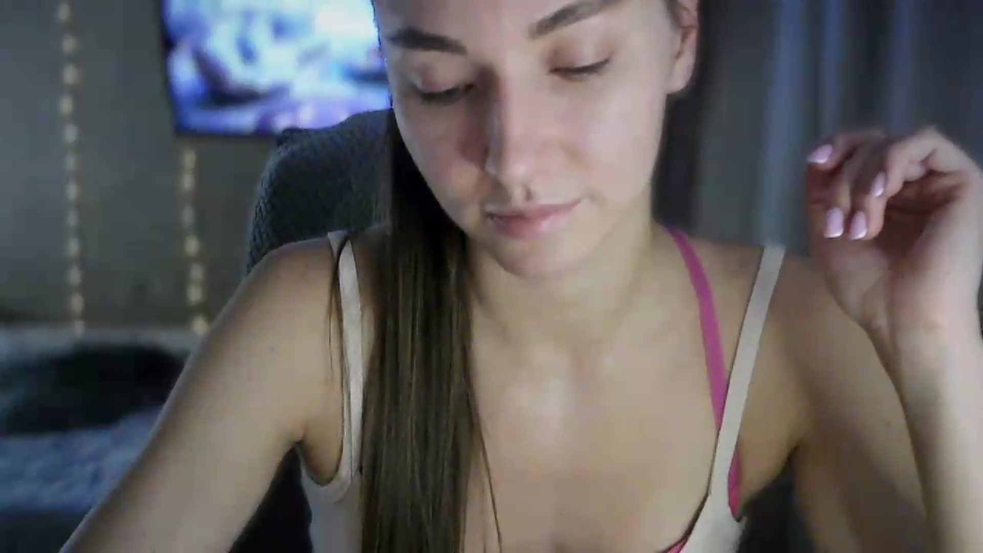 Gallery image thumbnail from bemyfriends's myfreecams stream on, 06/27/2026, 24:03 image 4 of 20