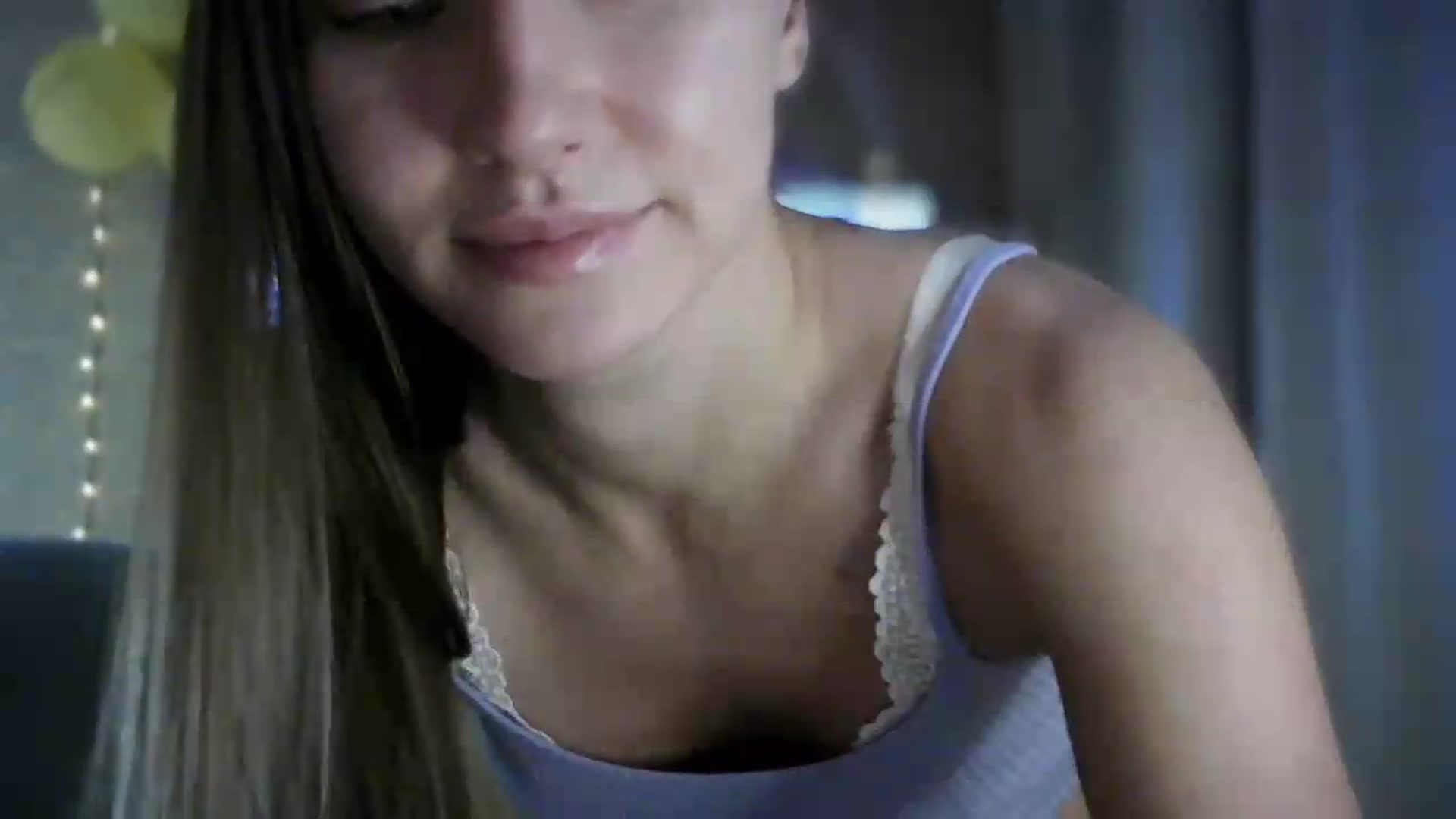 Gallery image thumbnail from bemyfriends's myfreecams stream on, 07/17/2026, 22:56 image 9 of 20
