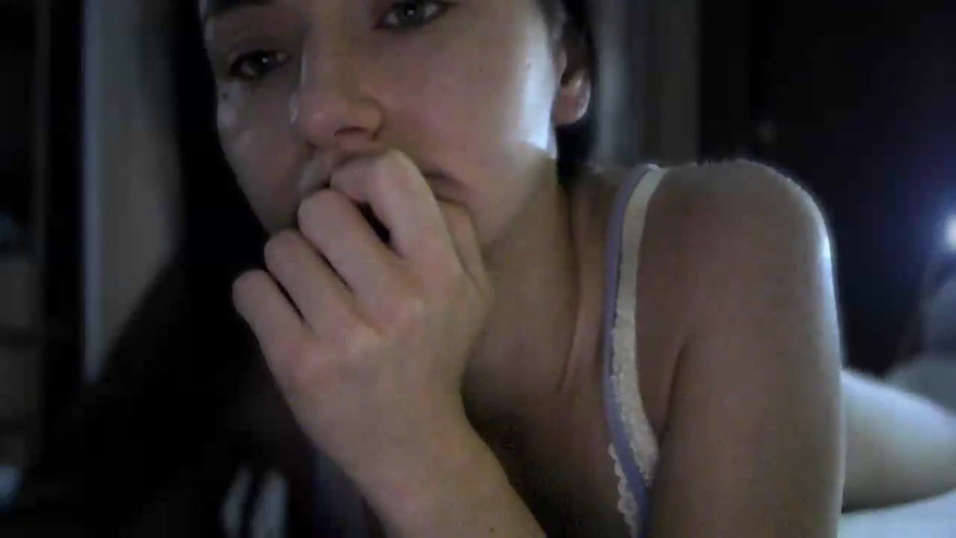 Gallery image thumbnail from bemyfriends's myfreecams stream on, 07/17/2026, 23:57 image 13 of 20