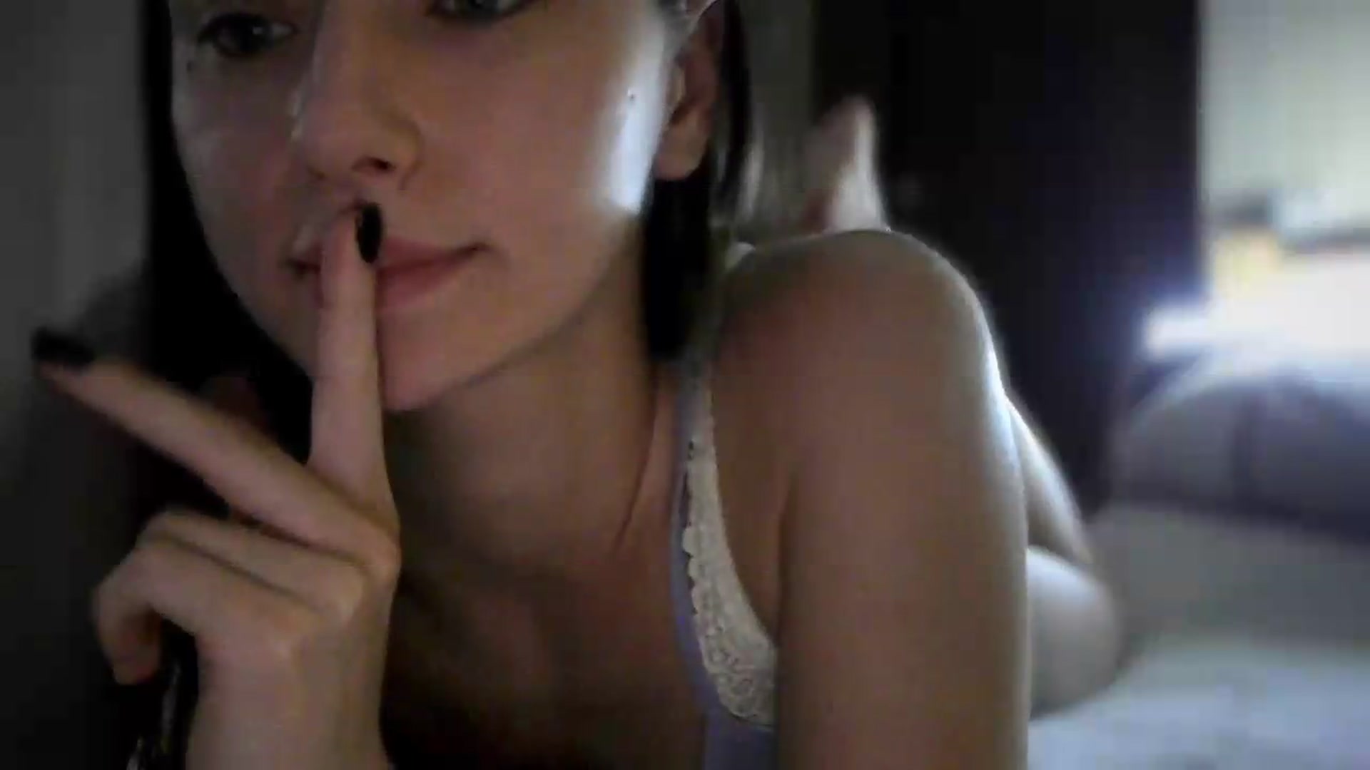Gallery image thumbnail from bemyfriends's myfreecams stream on, 07/17/2026, 23:57 image 18 of 20