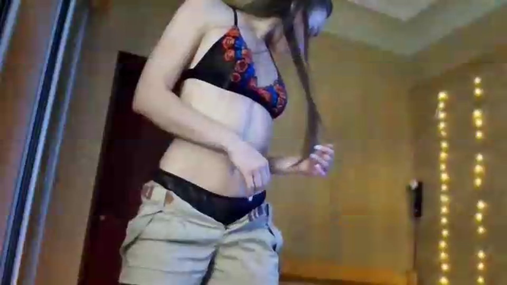 Gallery image thumbnail from bemyfriends's myfreecams stream on, 08/27/2026, 23:04 image 10 of 20