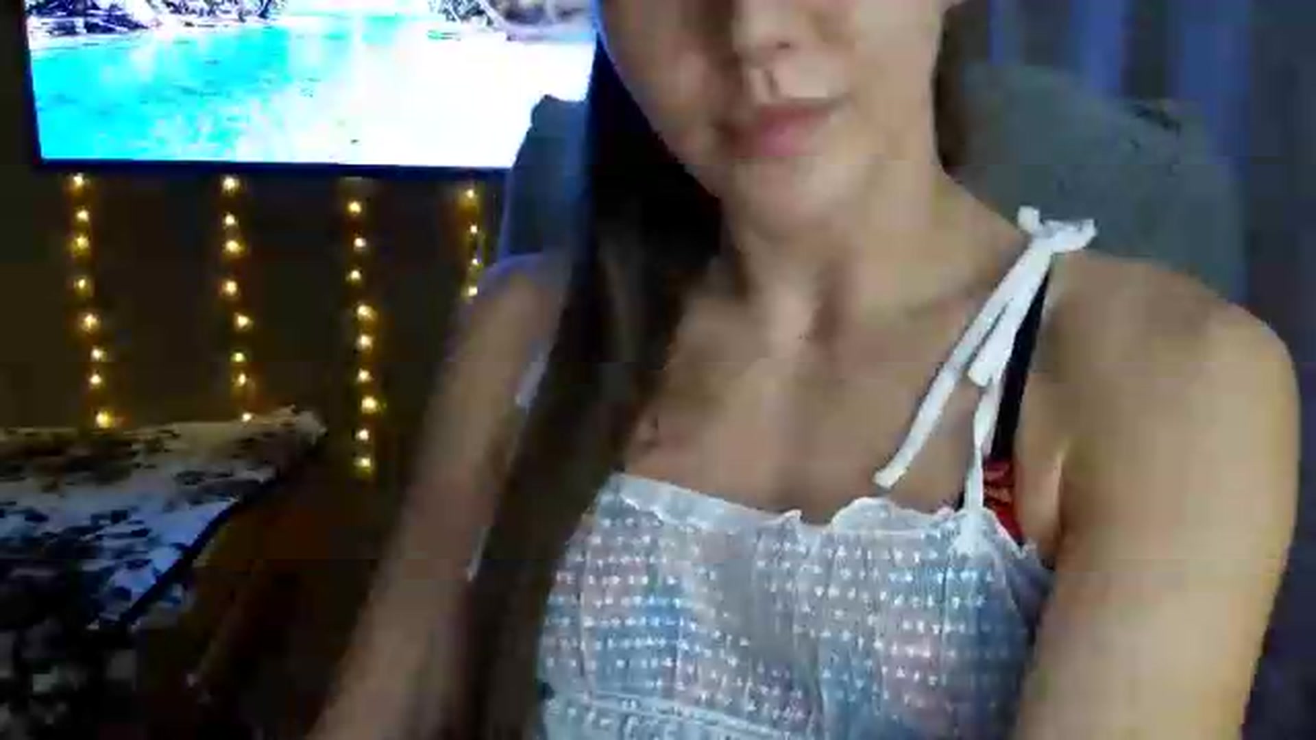 Gallery image thumbnail from bemyfriends's myfreecams stream on, 08/27/2026, 23:04 image 6 of 20