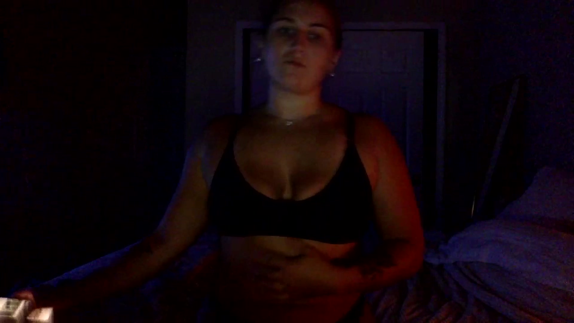 Gallery image thumbnail from berryboo22's myfreecams stream on, 07/14/2023, 01:11 image 18 of 20