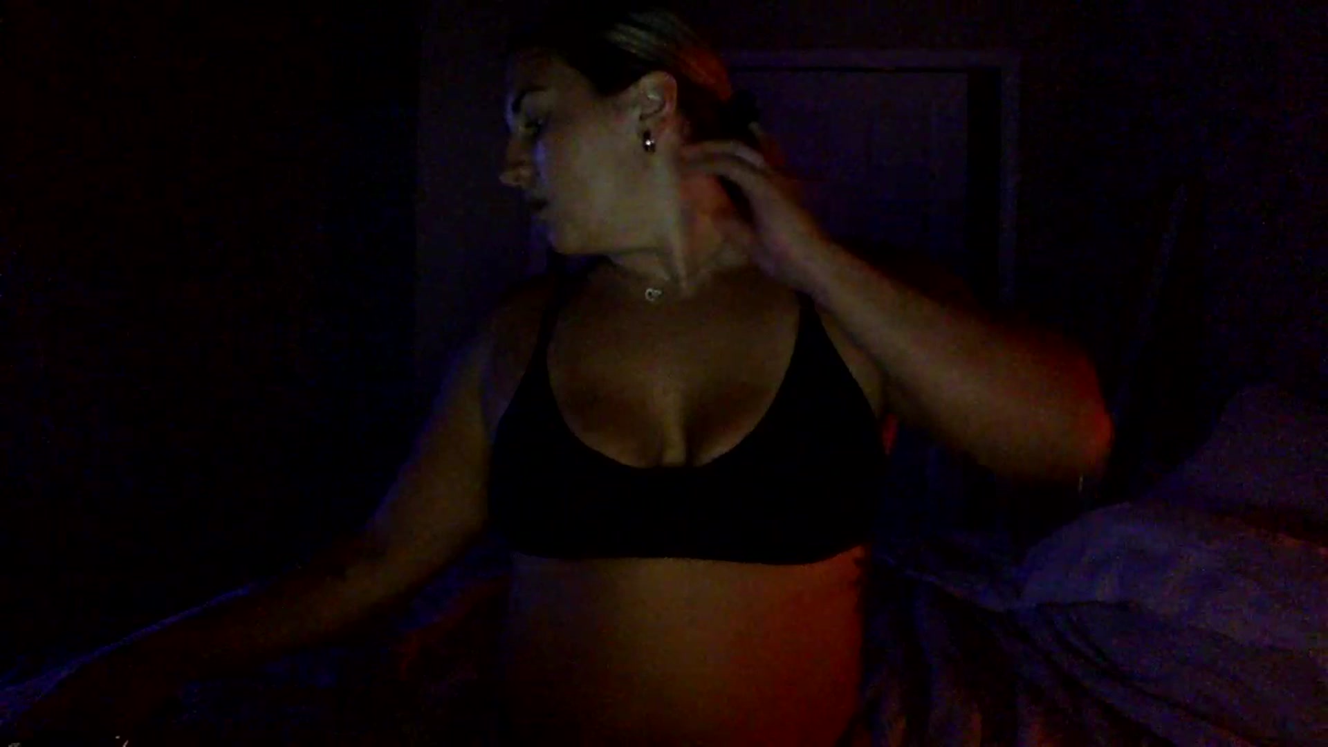 Gallery image thumbnail from berryboo22's myfreecams stream on, 07/14/2023, 01:11 image 9 of 20