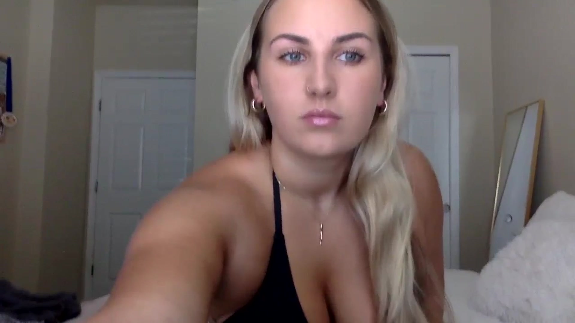 Gallery image thumbnail from berryboo22's myfreecams stream on, 07/24/2023, 18:18 image 2 of 20