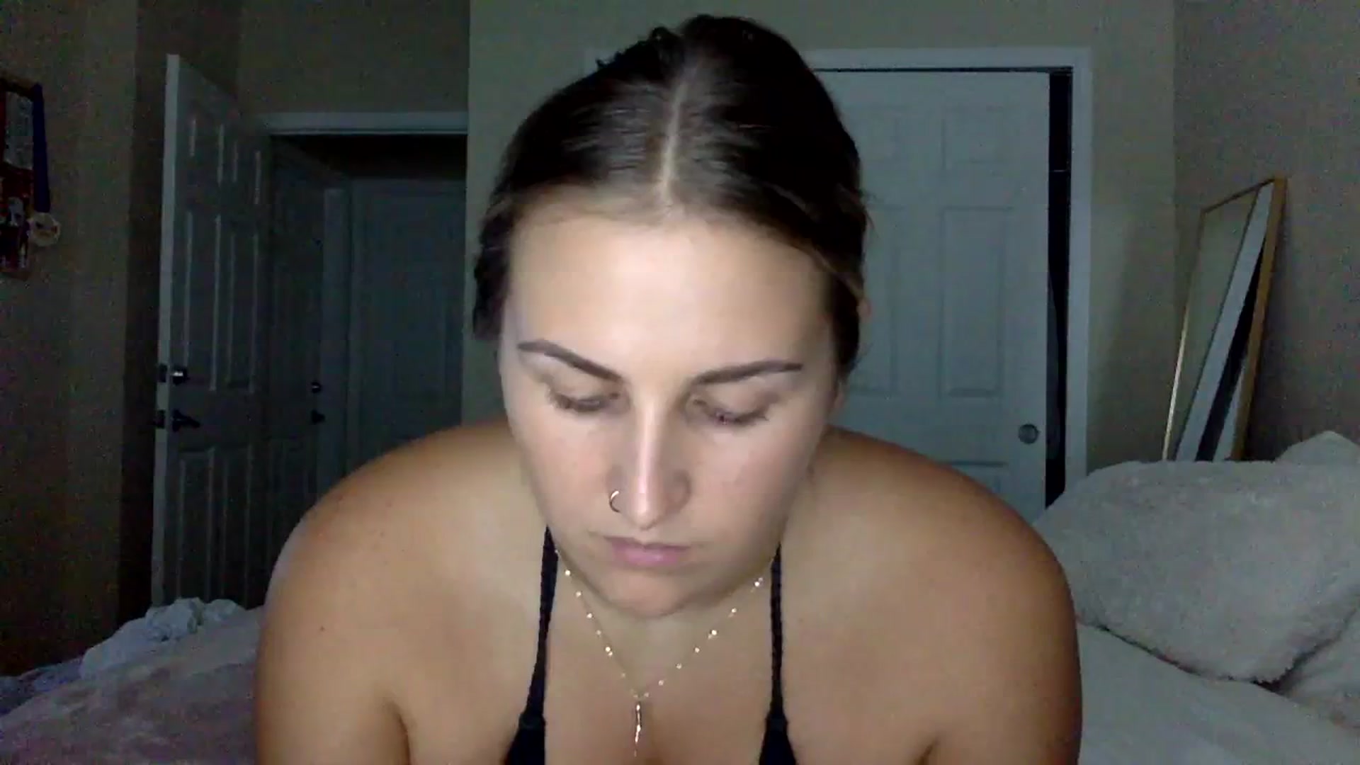 Gallery image thumbnail from berryboo22's myfreecams stream on, 07/30/2023, 23:01 image 17 of 20