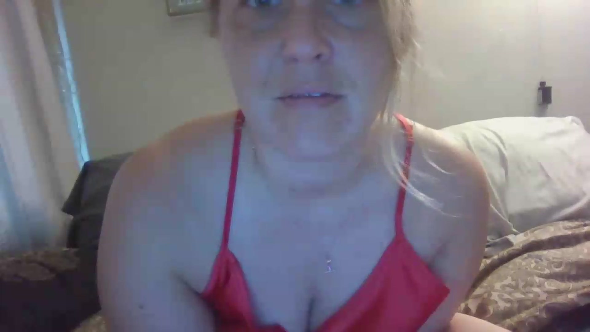 Gallery image thumbnail from bethbabe123's myfreecams stream on, 07/19/2026, 12:13 image 4 of 20