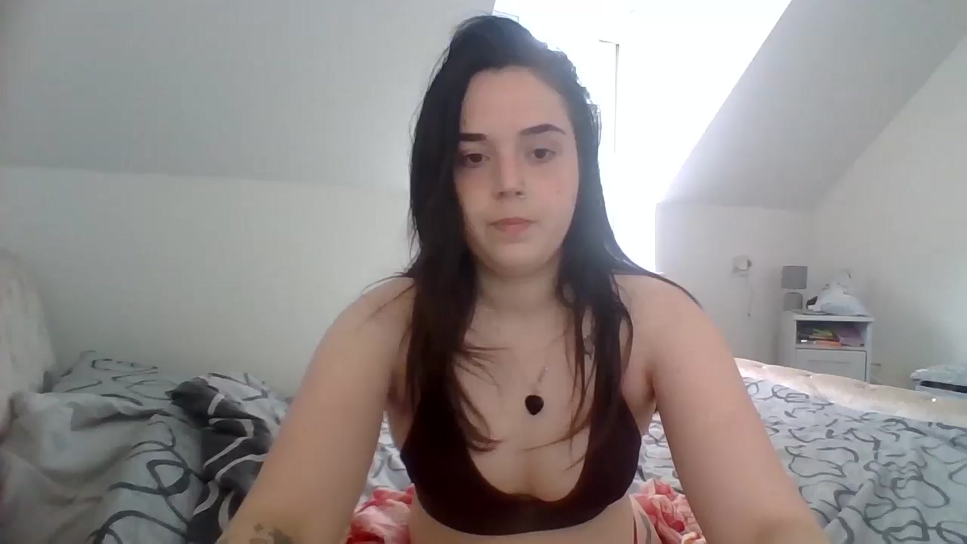 Gallery image thumbnail from bigassbrunxox's myfreecams stream on, 06/14/2024, 13:41 image 1 of 20