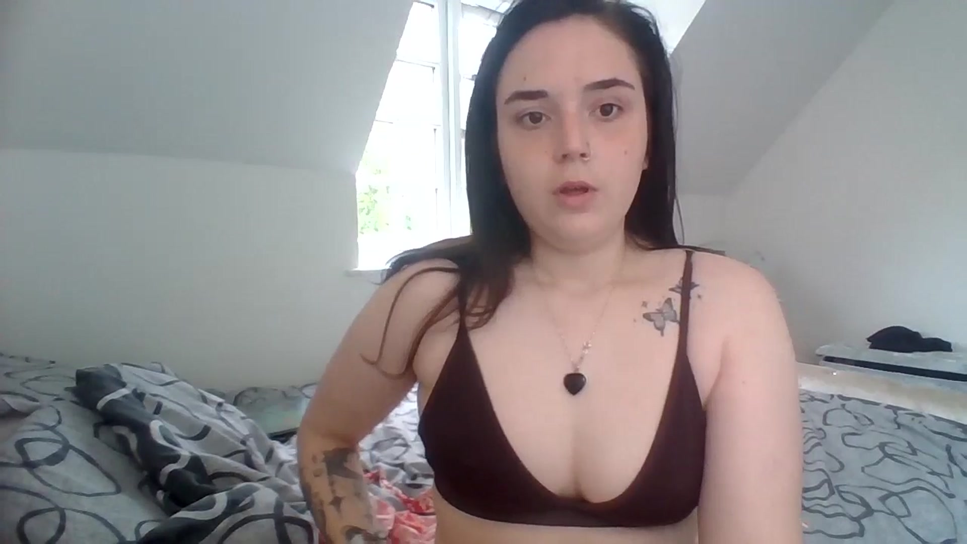 Gallery image thumbnail from bigassbrunxox's myfreecams stream on, 06/14/2024, 13:41 image 7 of 20