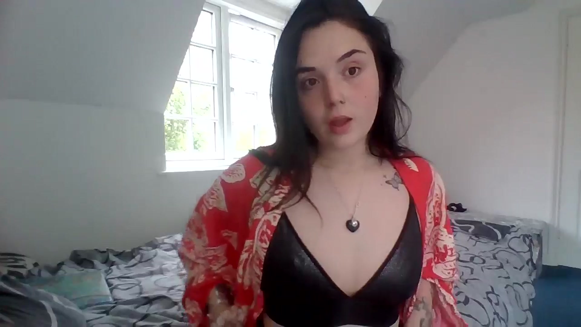 Gallery image thumbnail from bigassbrunxox's myfreecams stream on, 06/15/2024, 11:34 image 4 of 20
