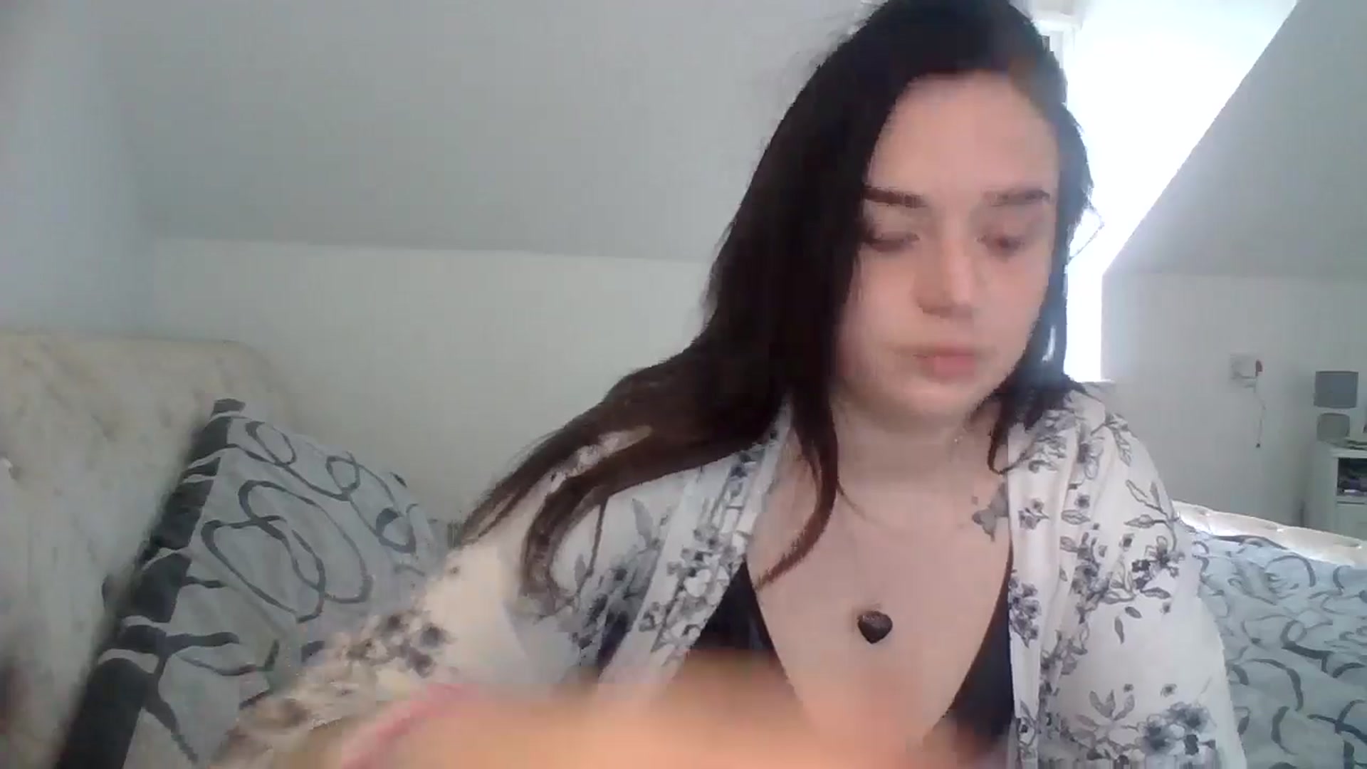Gallery image thumbnail from bigassbrunxox's myfreecams stream on, 06/18/2024, 12:52 image 3 of 20