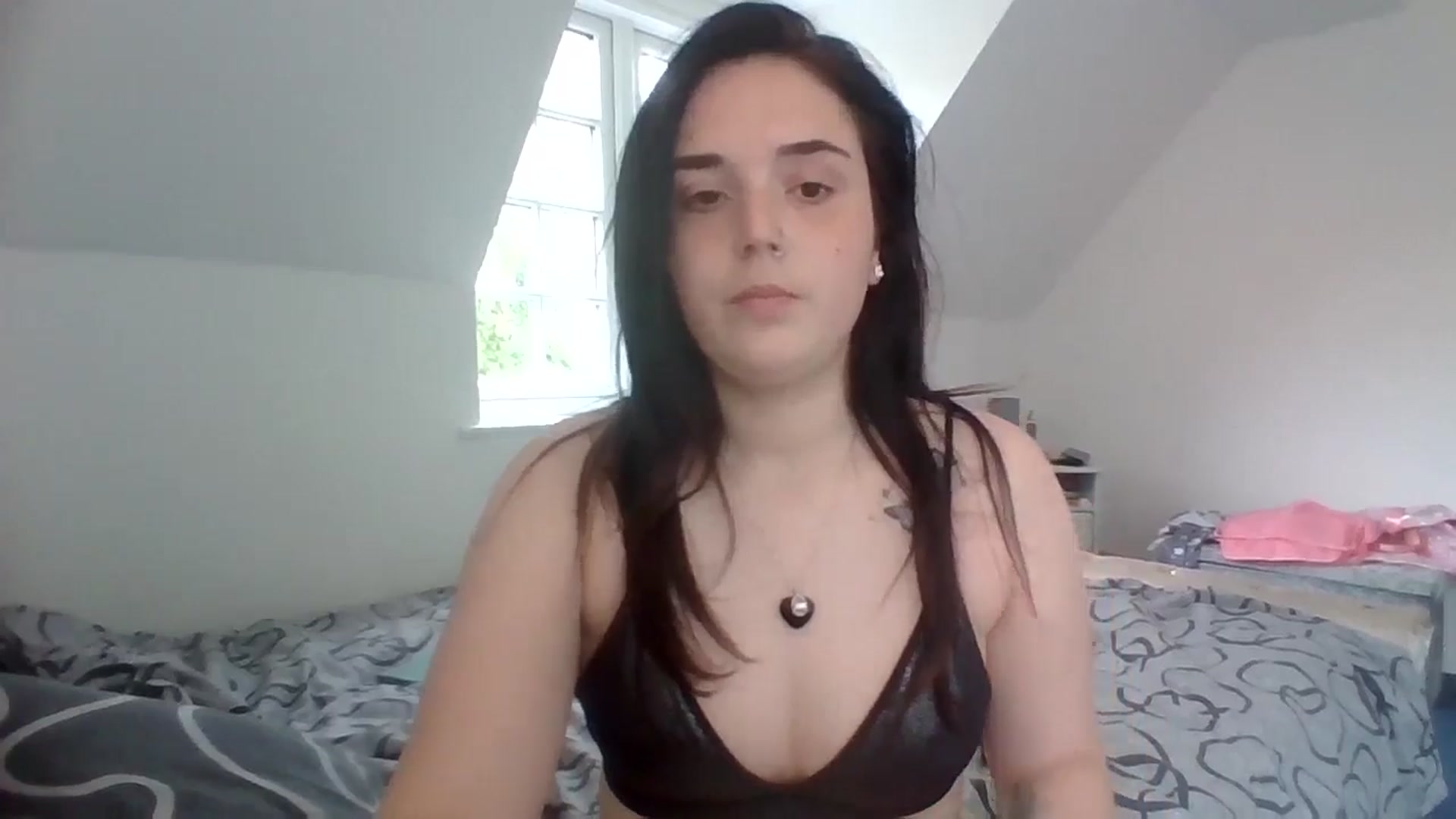 Gallery image thumbnail from bigassbrunxox's myfreecams stream on, 06/18/2024, 13:38 image 15 of 20