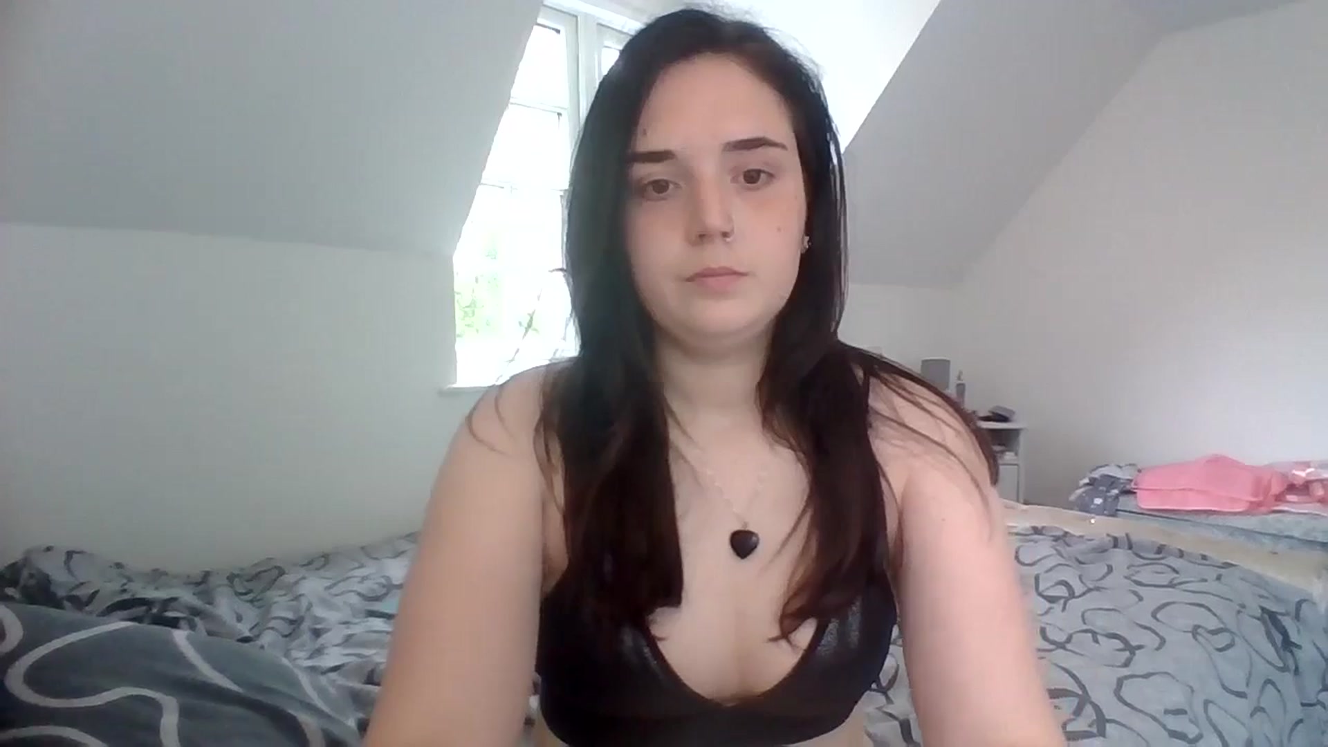 Gallery image thumbnail from bigassbrunxox's myfreecams stream on, 06/18/2024, 13:38 image 4 of 20