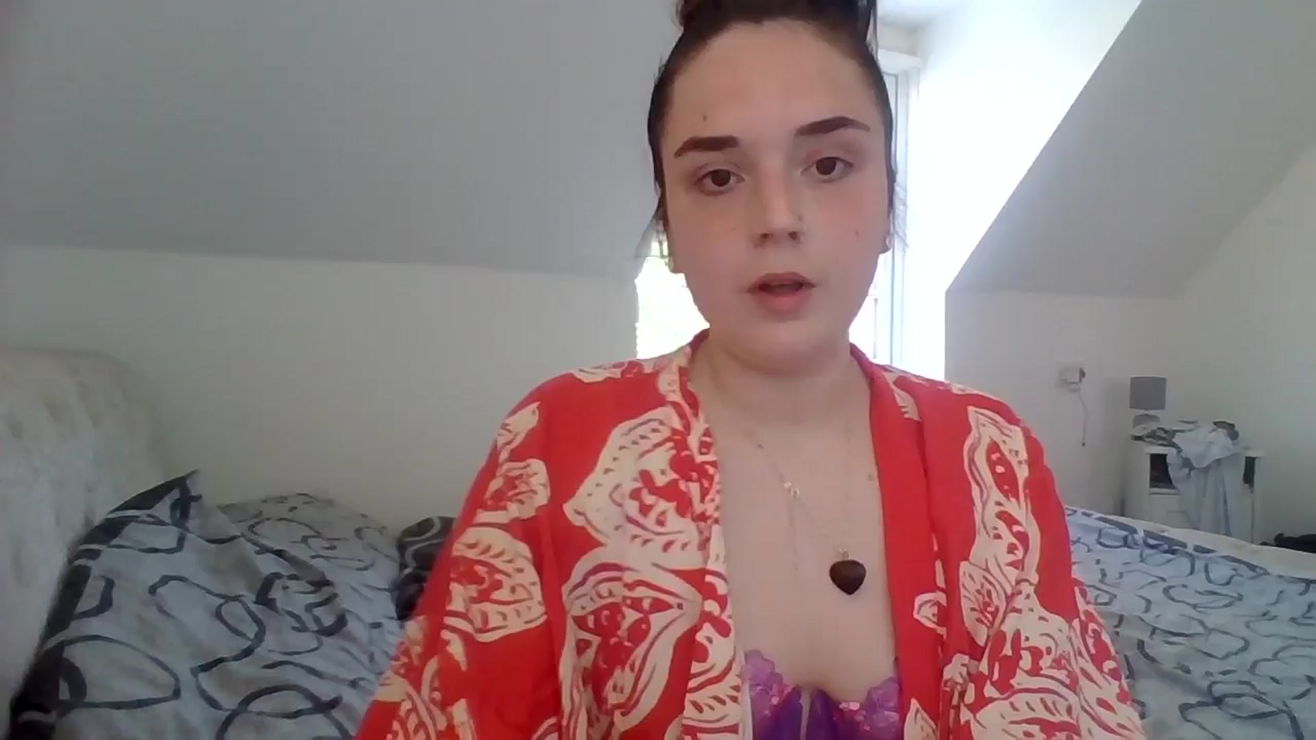 Gallery image thumbnail from bigassbrunxox's myfreecams stream on, 06/20/2024, 13:36 image 10 of 20