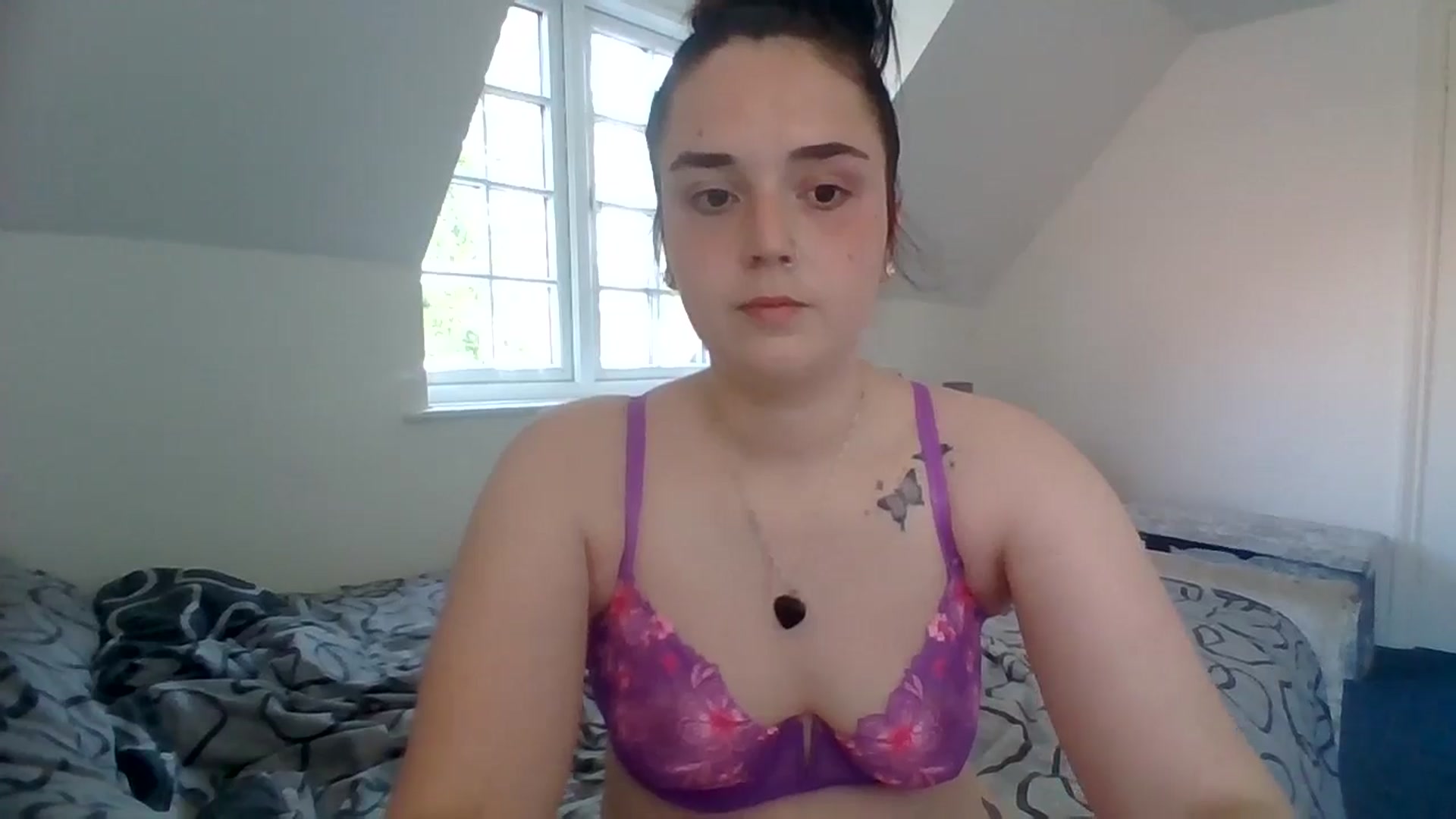 Gallery image thumbnail from bigassbrunxox's myfreecams stream on, 06/20/2024, 13:36 image 19 of 20