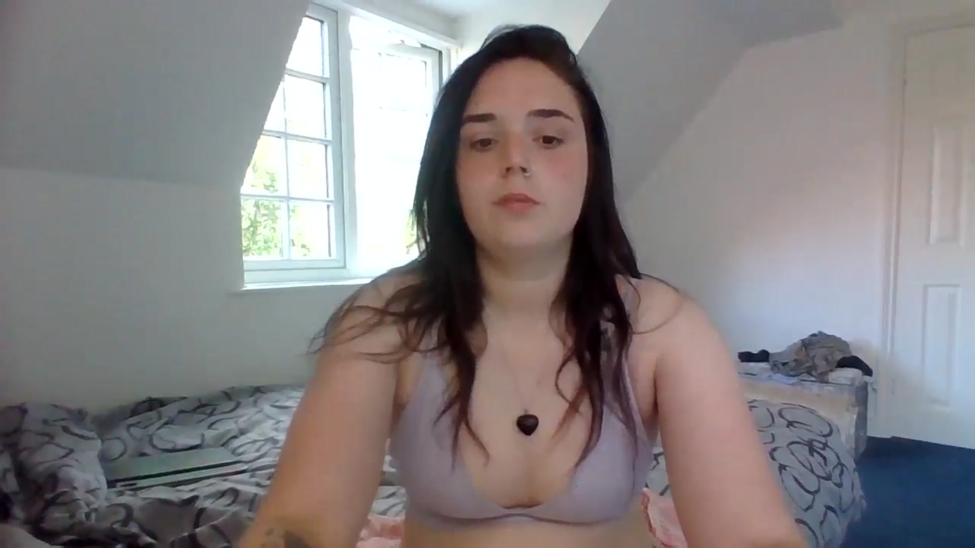 Gallery image thumbnail from bigassbrunxox's myfreecams stream on, 06/23/2024, 15:45 image 7 of 20
