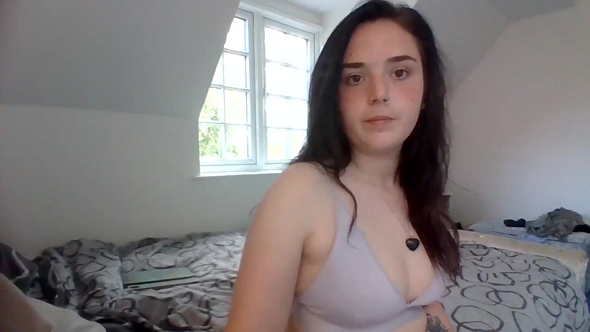 Gallery image thumbnail from bigassbrunxox's myfreecams stream on, 06/23/2024, 15:45 image 16 of 20