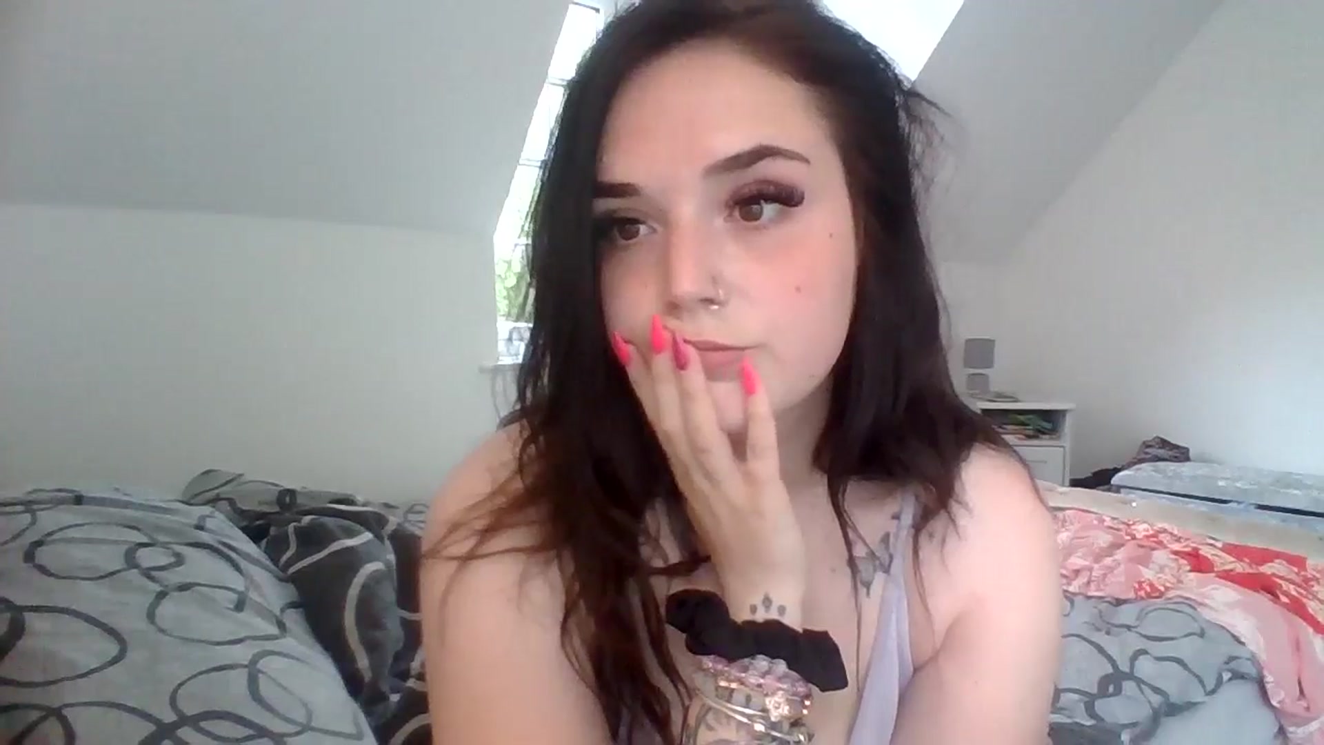 Gallery image thumbnail from bigassbrunxox's myfreecams stream on, 06/24/2024, 15:34 image 20 of 20