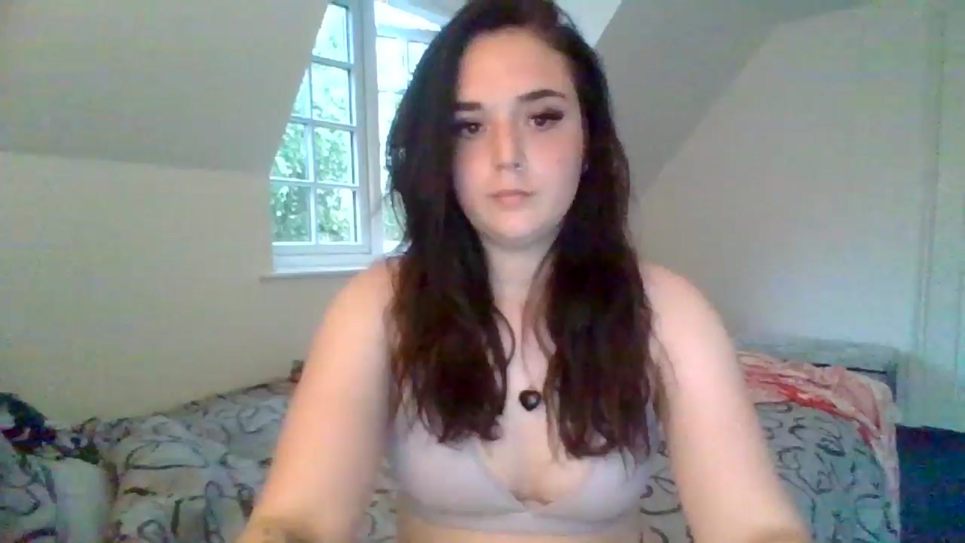 Gallery image thumbnail from bigassbrunxox's myfreecams stream on, 06/24/2024, 19:49 image 19 of 20