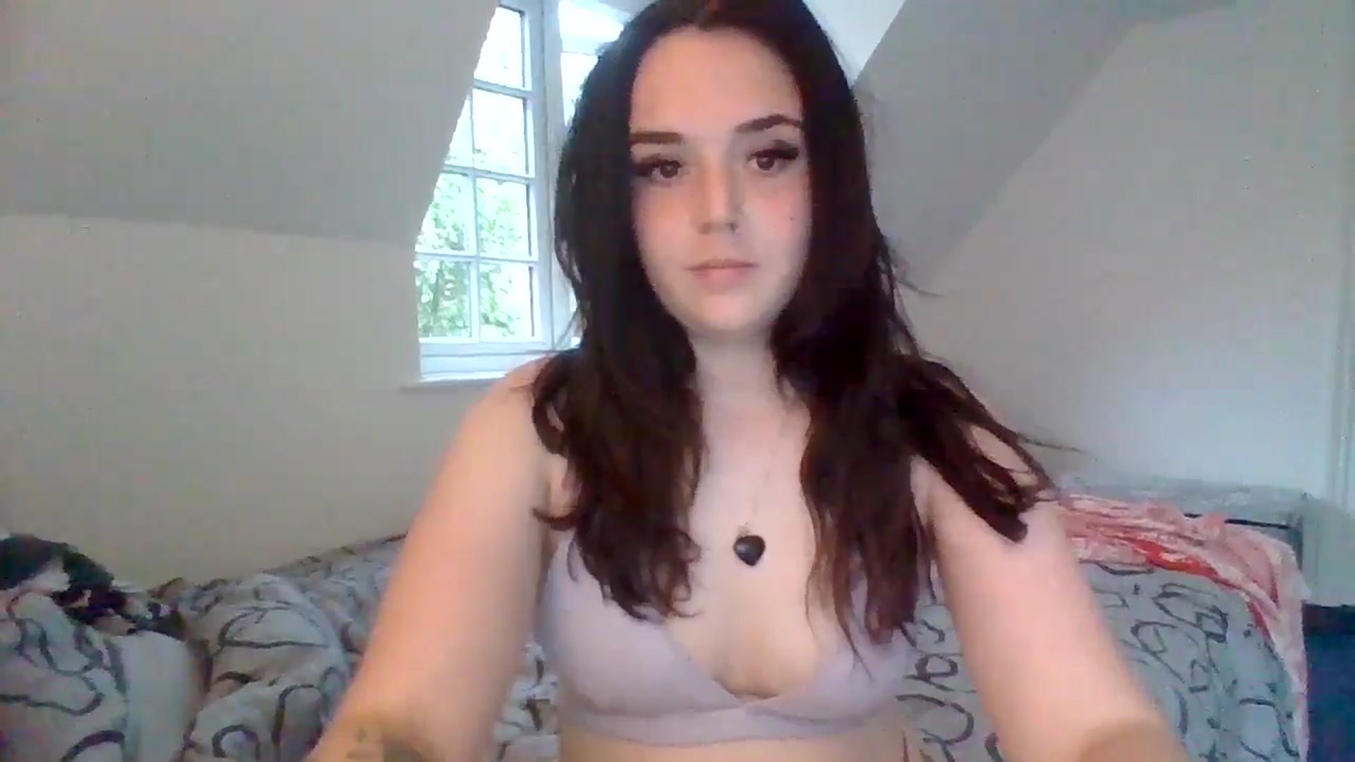 Gallery image thumbnail from bigassbrunxox's myfreecams stream on, 06/24/2024, 19:49 image 7 of 20