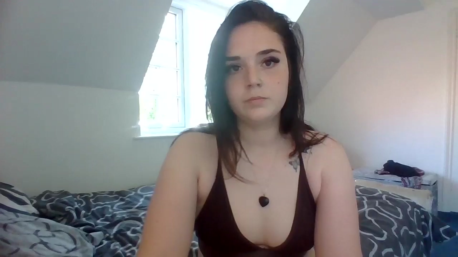 Gallery image thumbnail from bigassbrunxox's myfreecams stream on, 06/25/2024, 13:56 image 2 of 20