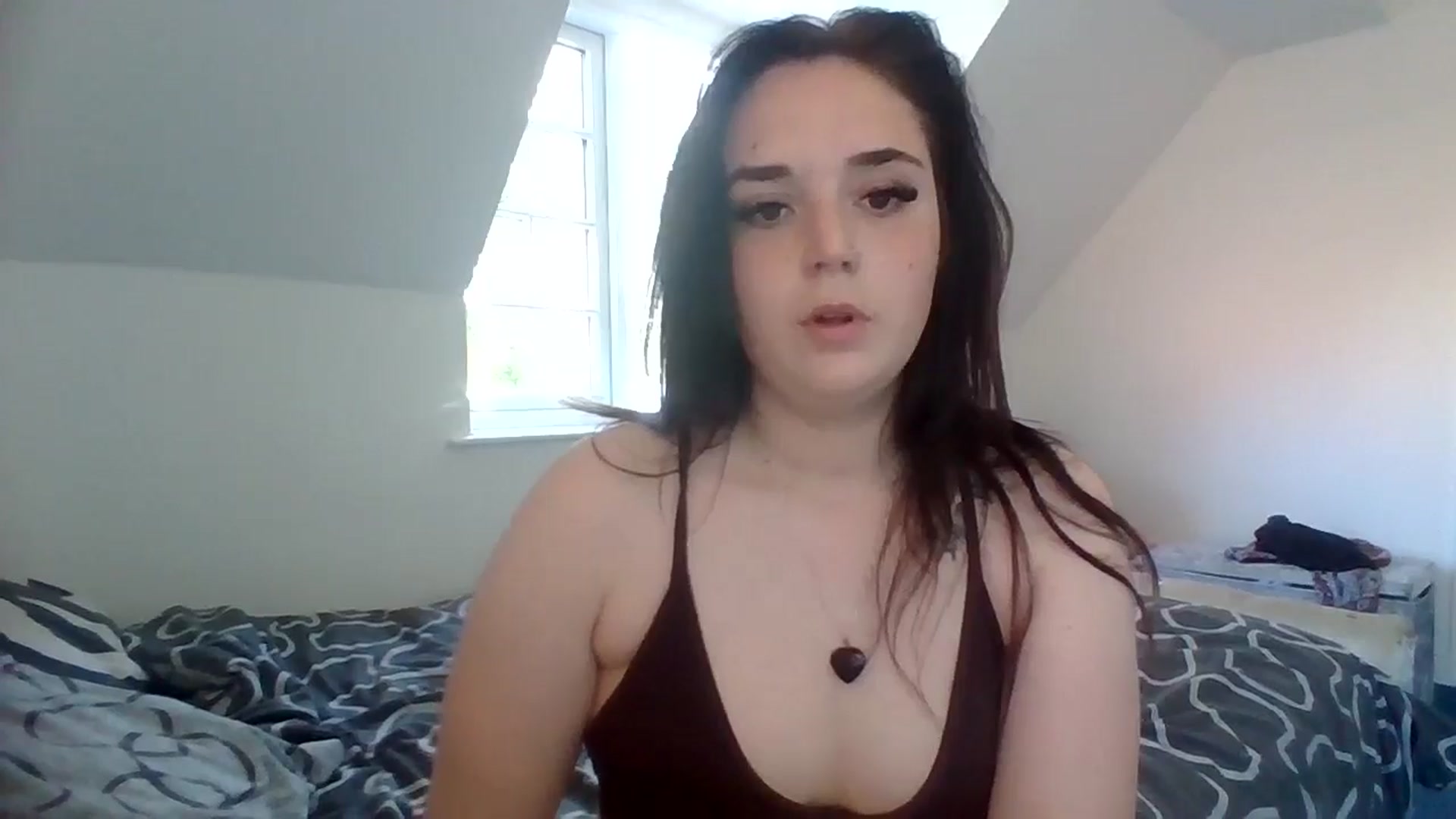 Gallery image thumbnail from bigassbrunxox's myfreecams stream on, 06/25/2024, 13:56 image 5 of 20