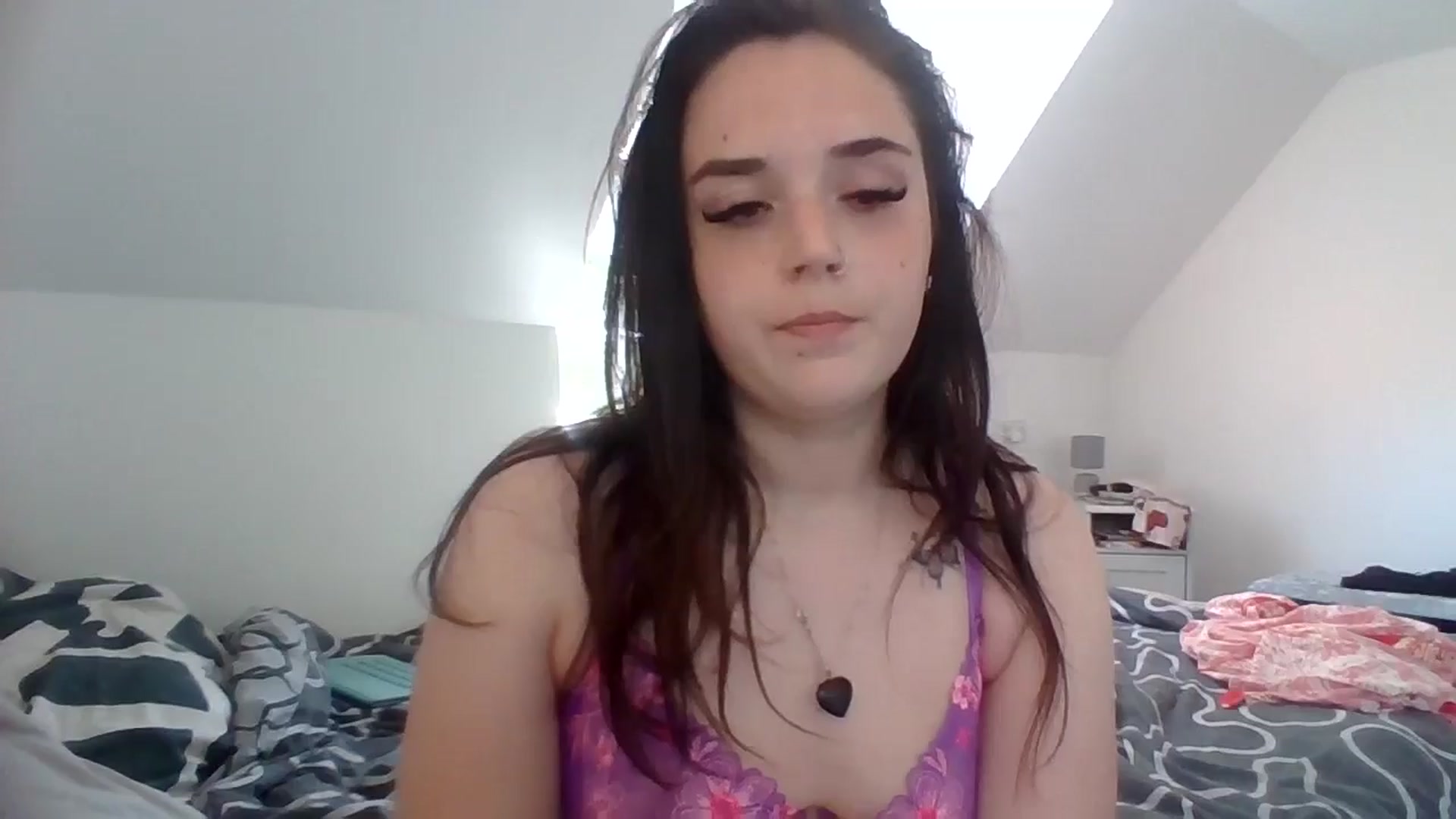 Gallery image thumbnail from bigassbrunxox's myfreecams stream on, 06/26/2024, 13:12 image 9 of 20