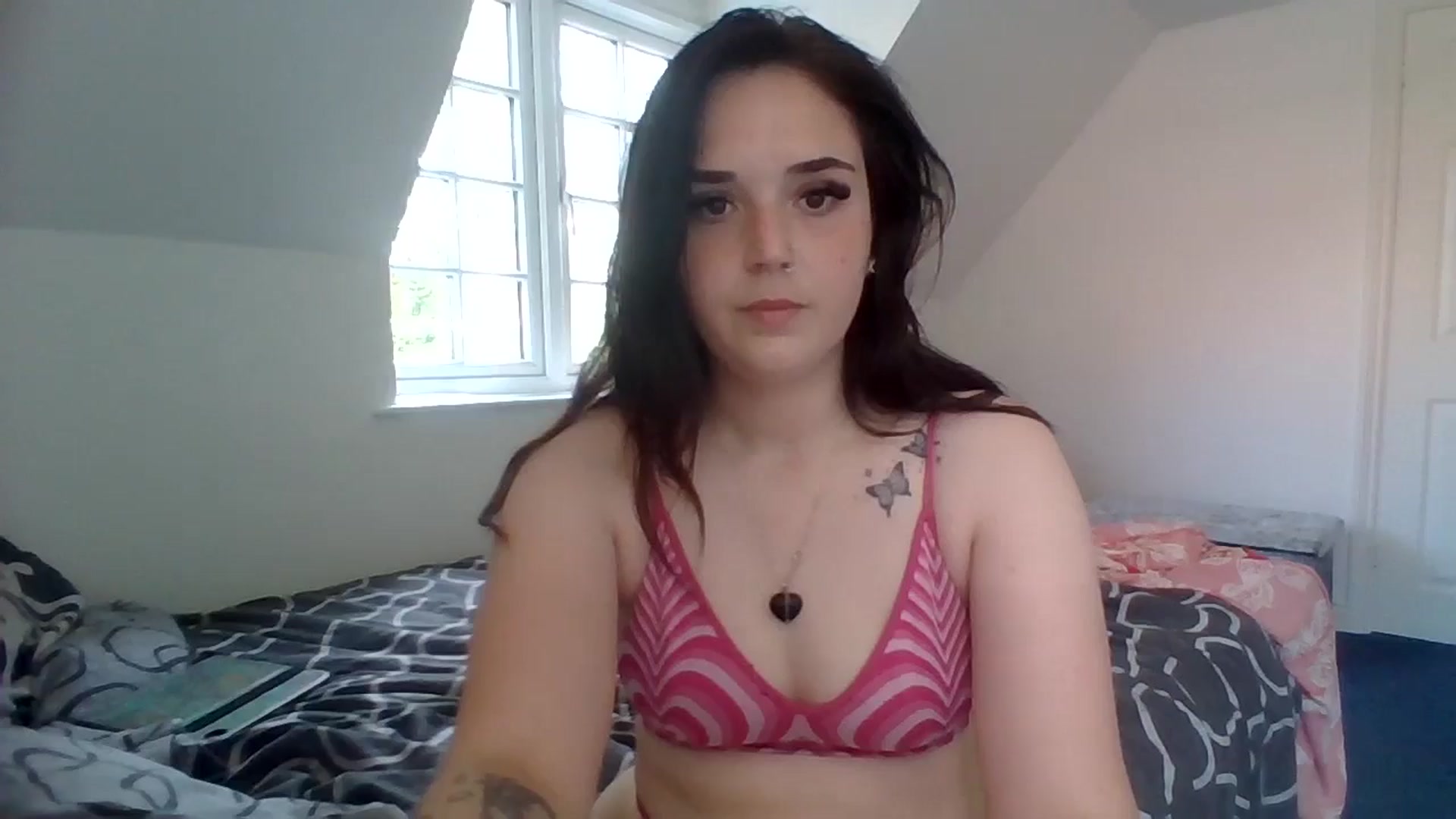 Gallery image thumbnail from bigassbrunxox's myfreecams stream on, 06/27/2024, 14:25 image 16 of 20