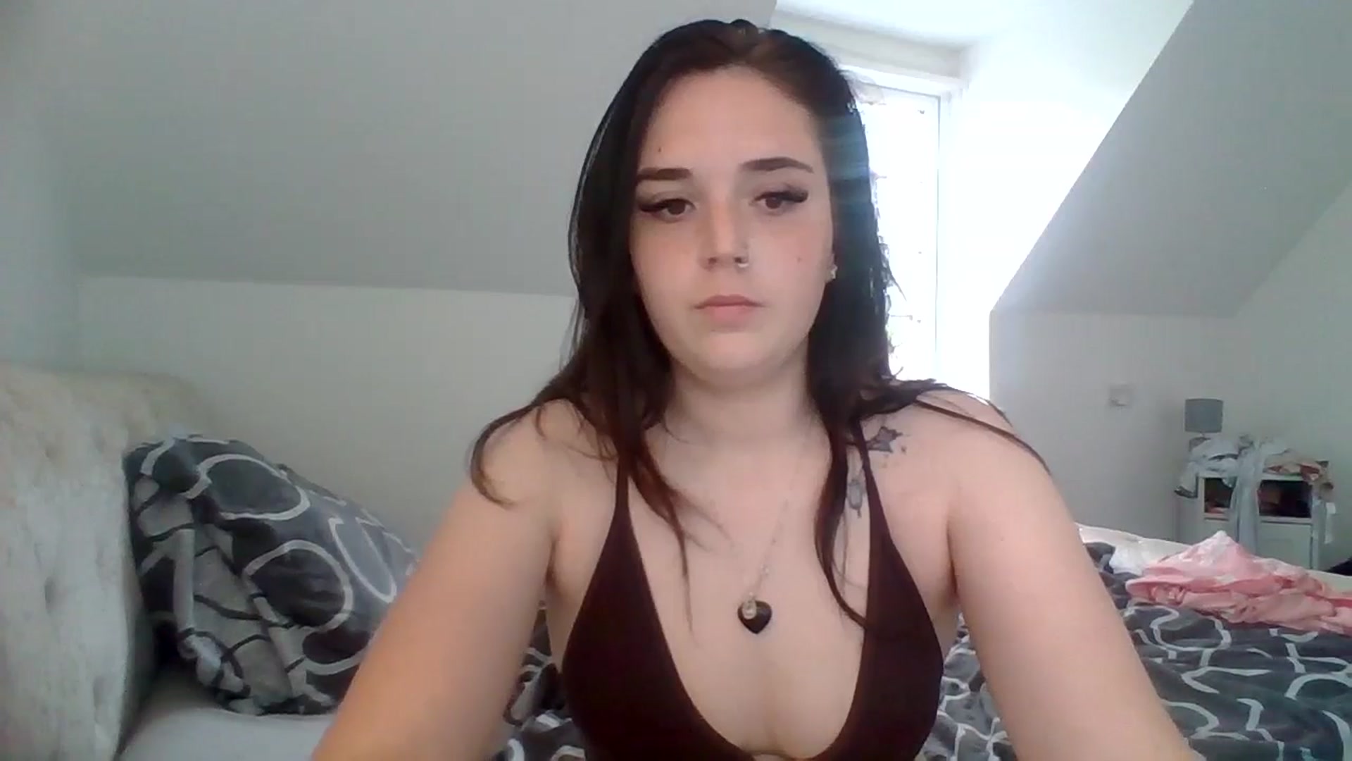 Gallery image thumbnail from bigassbrunxox's myfreecams stream on, 06/28/2024, 14:45 image 4 of 20