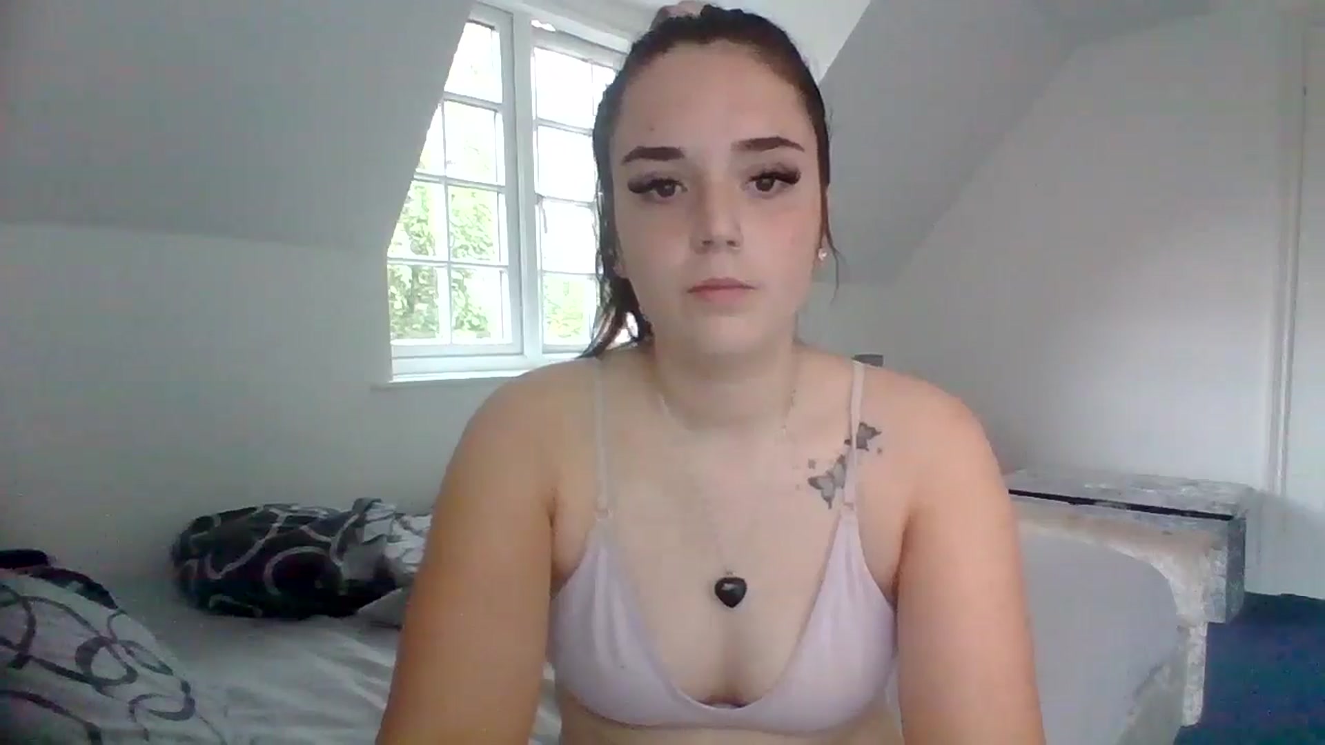 Gallery image thumbnail from bigassbrunxox's myfreecams stream on, 06/30/2024, 13:26 image 20 of 20