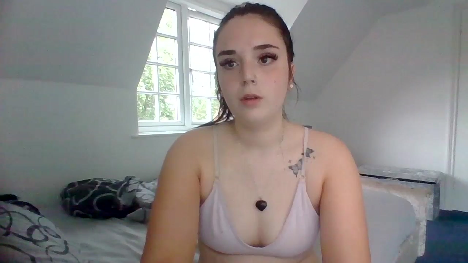 Gallery image thumbnail from bigassbrunxox's myfreecams stream on, 06/30/2024, 13:26 image 16 of 20