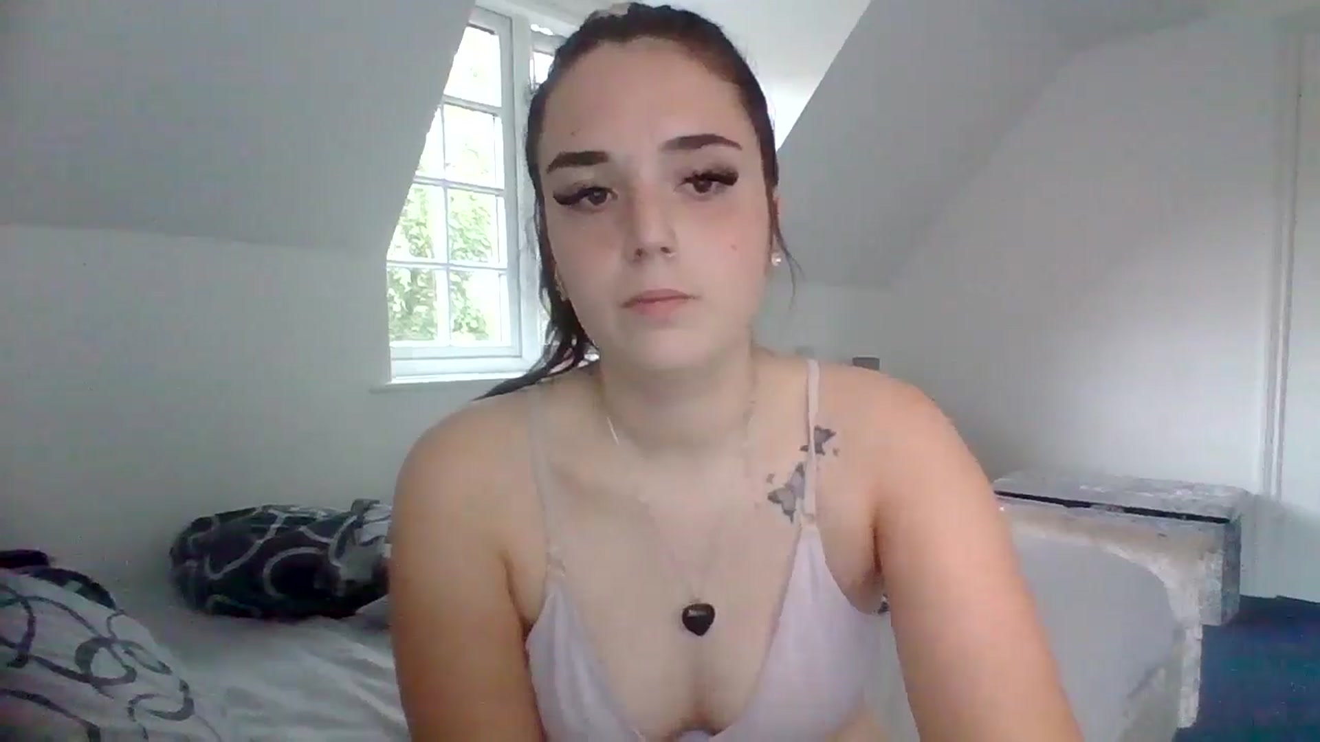 Gallery image thumbnail from bigassbrunxox's myfreecams stream on, 06/30/2024, 13:26 image 17 of 20