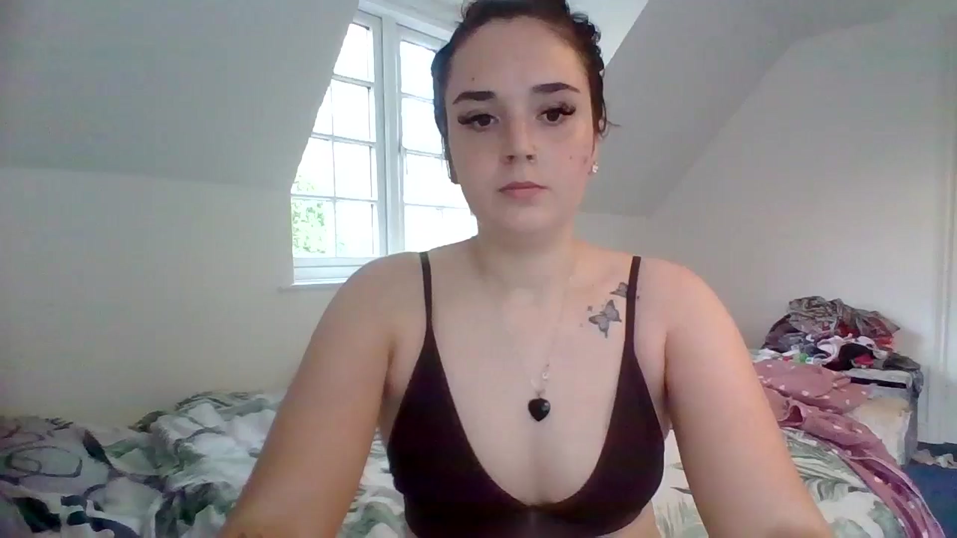 Gallery image thumbnail from bigassbrunxox's myfreecams stream on, 07/06/2024, 18:00 image 16 of 20