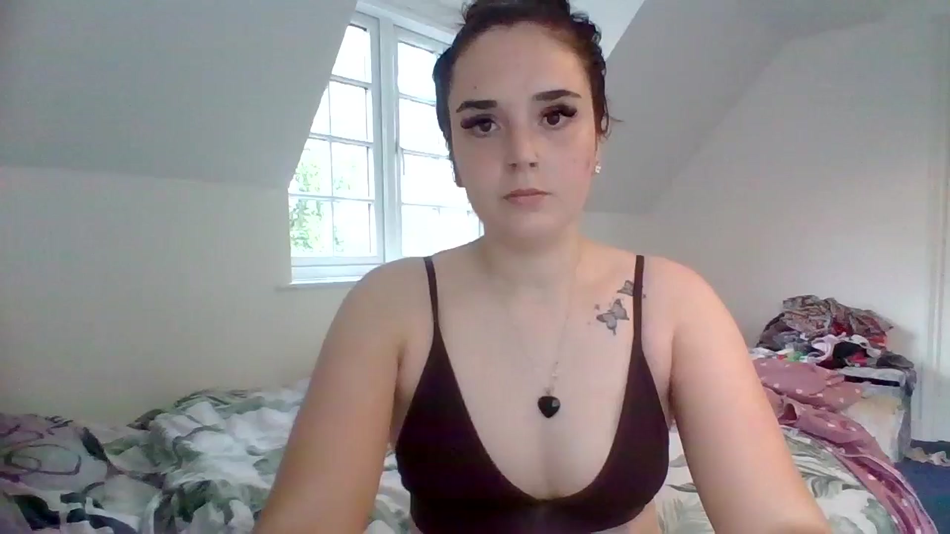 Gallery image thumbnail from bigassbrunxox's myfreecams stream on, 07/06/2024, 18:00 image 17 of 20