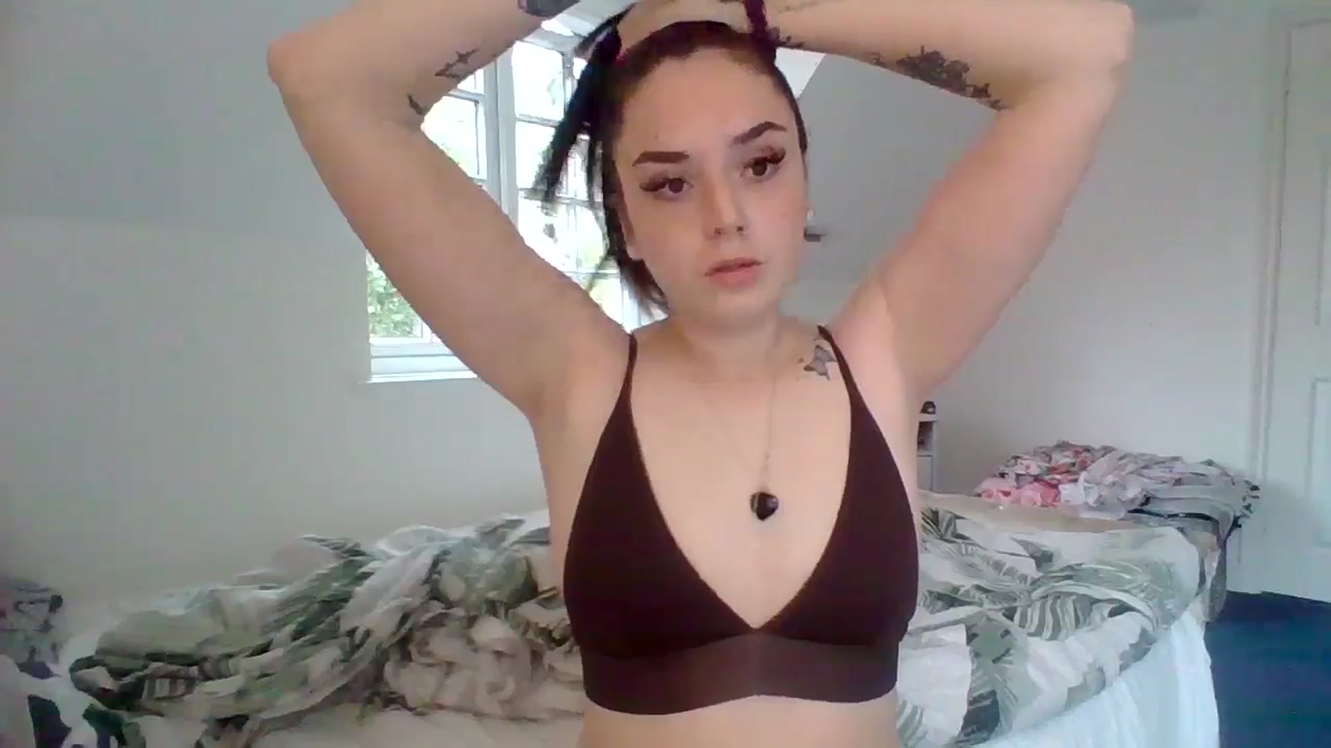 Gallery image thumbnail from bigassbrunxox's myfreecams stream on, 07/09/2024, 17:46 image 3 of 20
