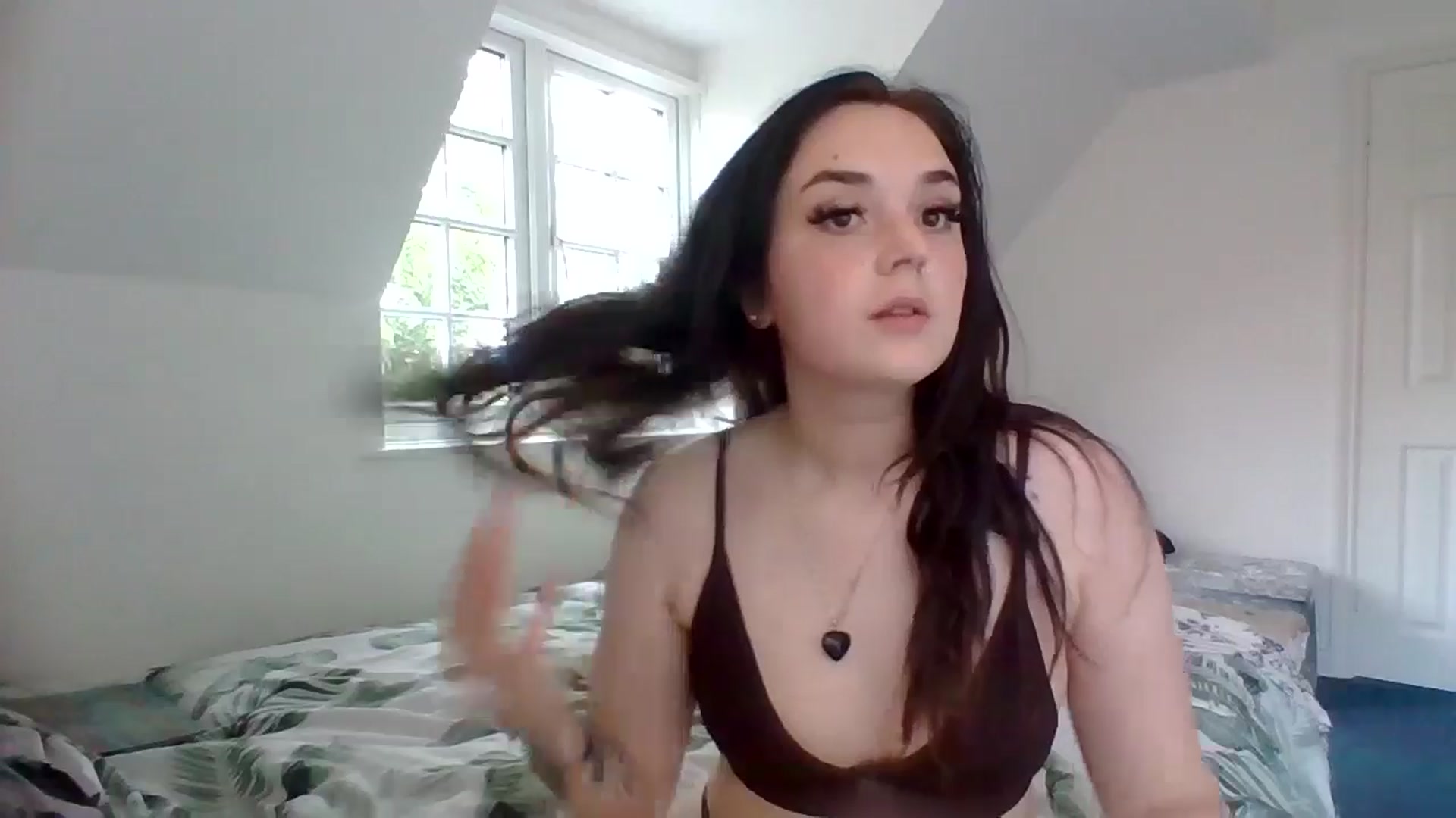 Gallery image thumbnail from bigassbrunxox's myfreecams stream on, 07/17/2024, 13:05 image 19 of 20