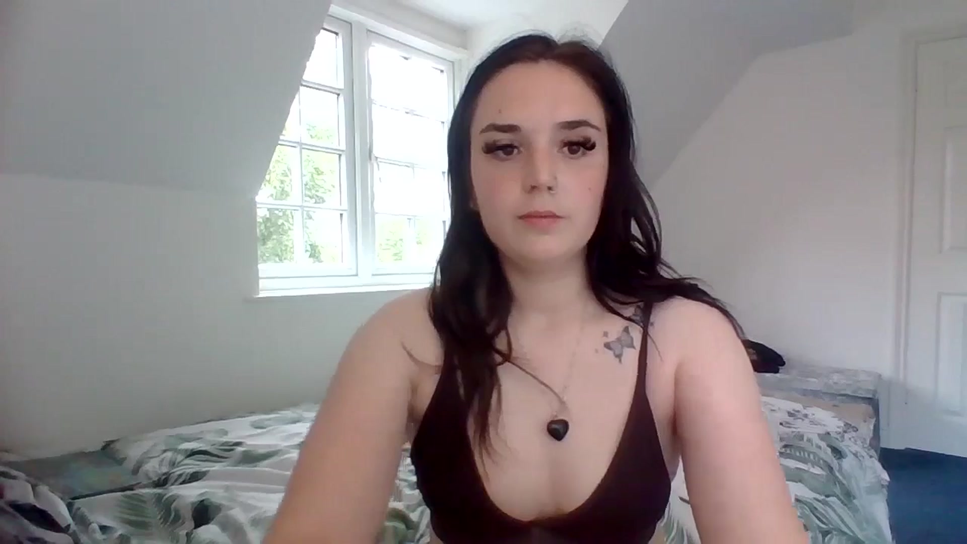Gallery image thumbnail from bigassbrunxox's myfreecams stream on, 07/17/2024, 13:05 image 17 of 20