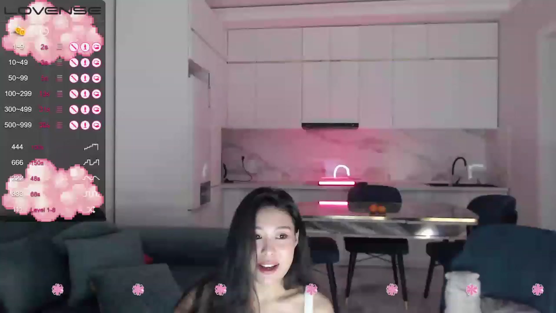 Gallery image thumbnail from bilberry__'s myfreecams stream on, 11/15/2022, 09:17 image 2 of 20