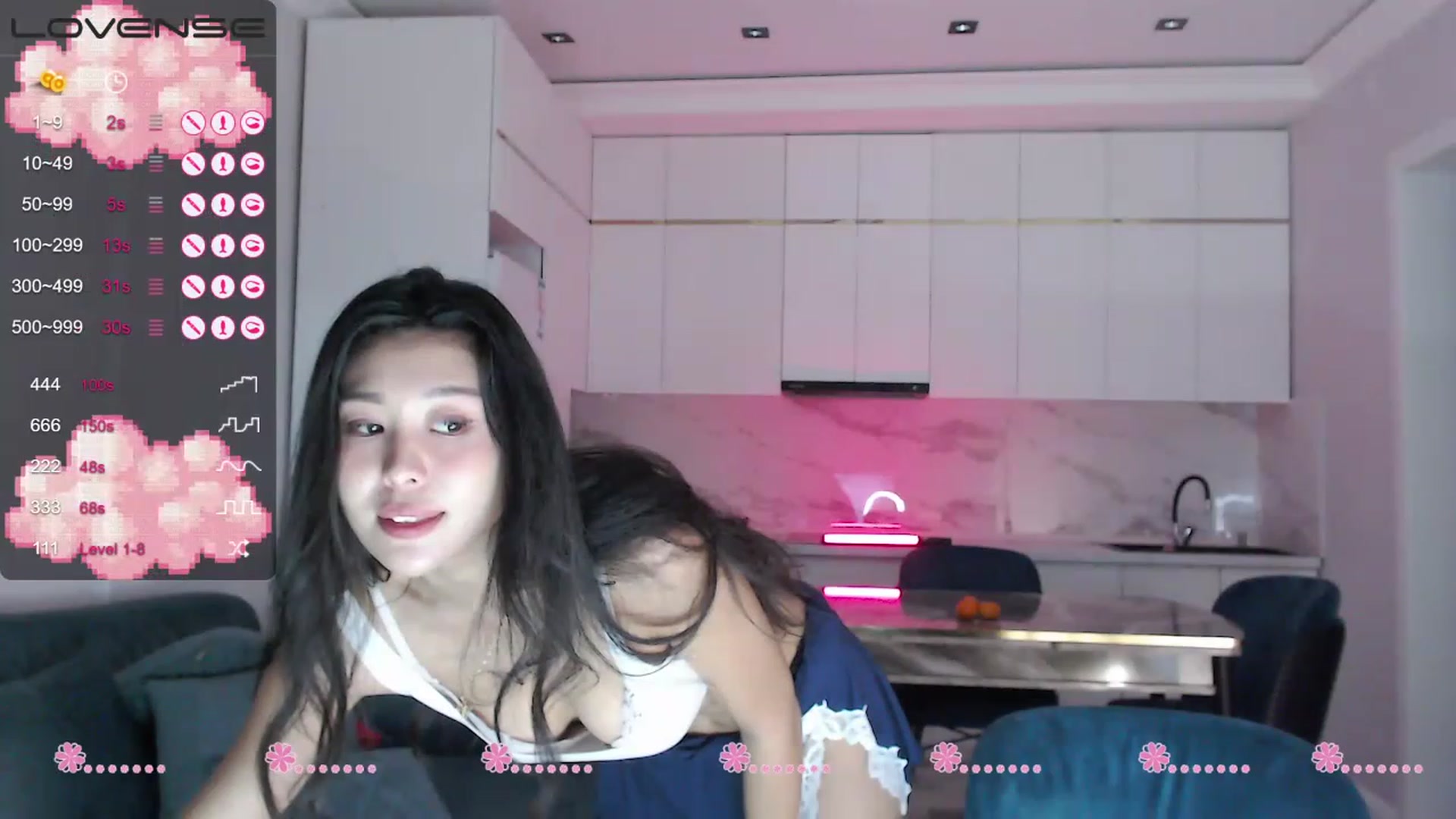 Gallery image thumbnail from bilberry__'s myfreecams stream on, 11/15/2022, 09:32 image 15 of 20