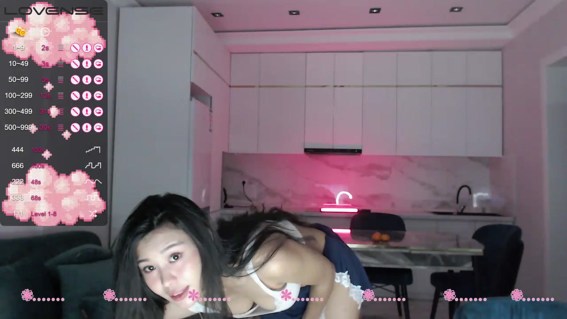 Gallery image thumbnail from bilberry__'s myfreecams stream on, 11/15/2022, 09:32 image 7 of 20